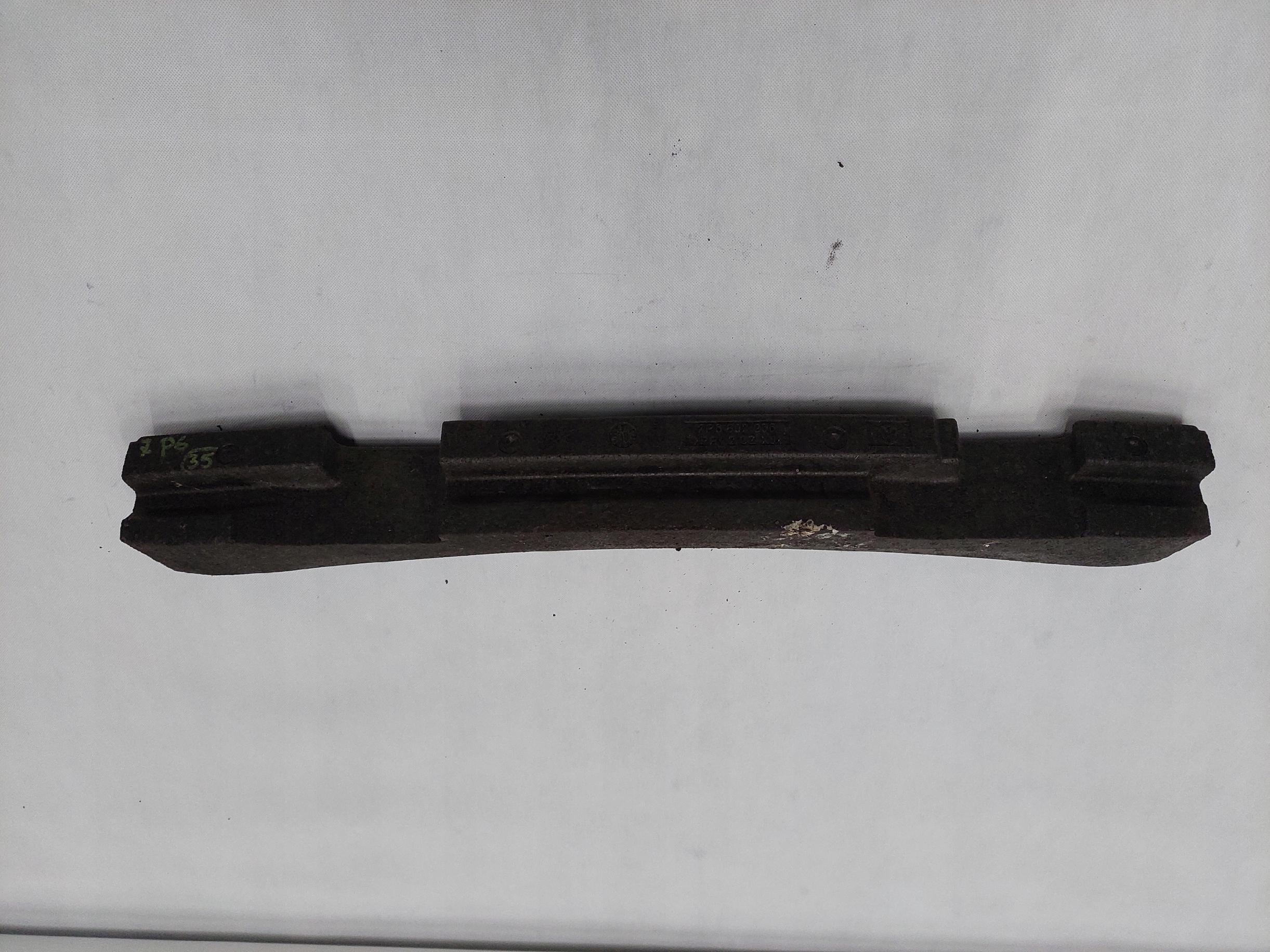 VW TOUAREG 7P6807256 absorber zderzaka tył