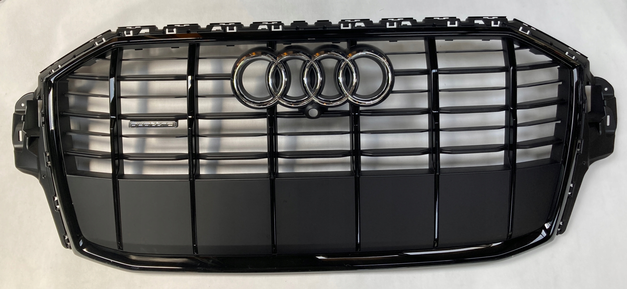 Audi Q7 LIFT Atrapa Grill 4M0853651AJ AH AG AF