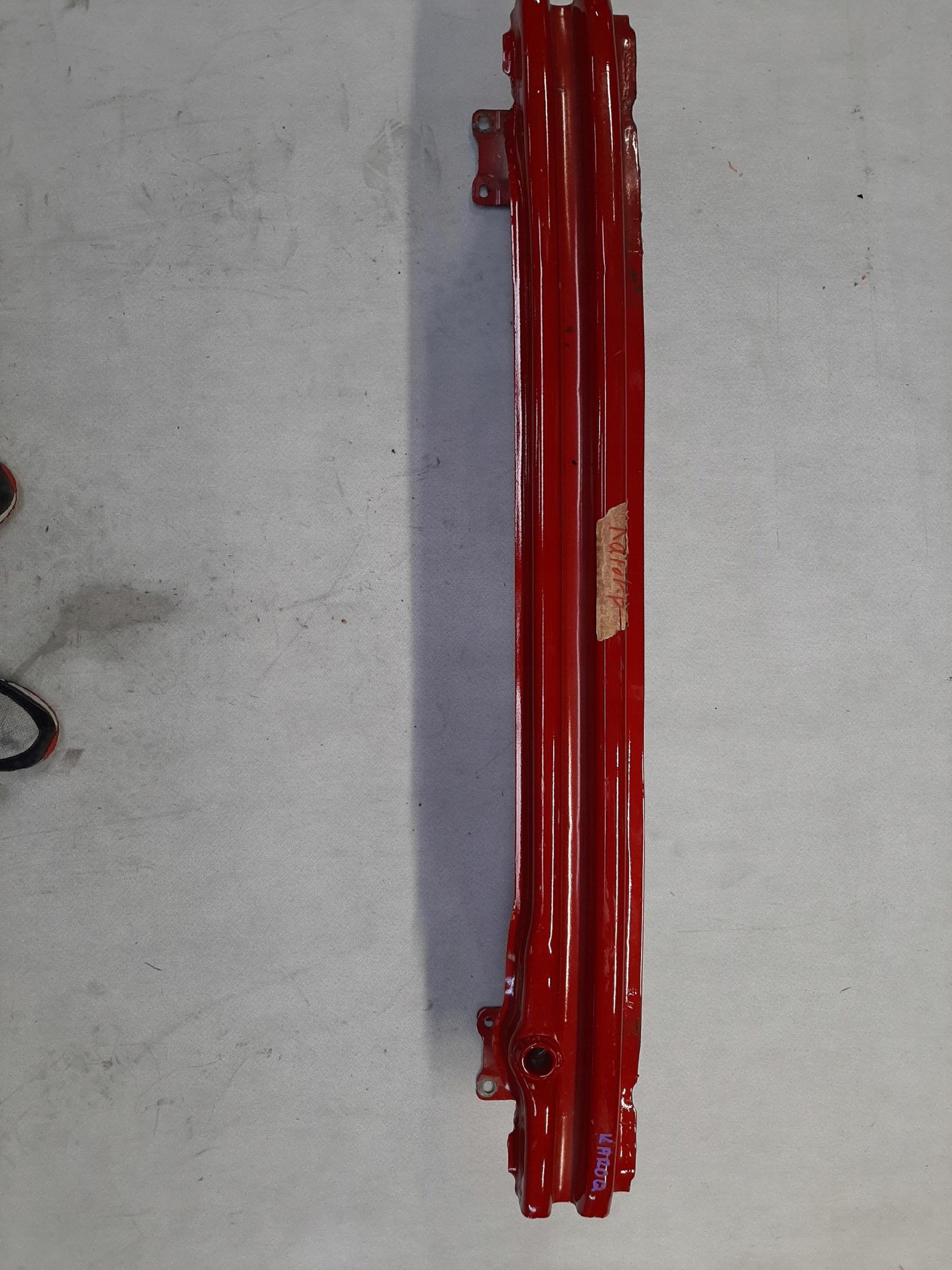 SKODA KAROQ BELKA WZMOCNIENIE ZDERZAKA TYŁ TYLNEGO 575807305B