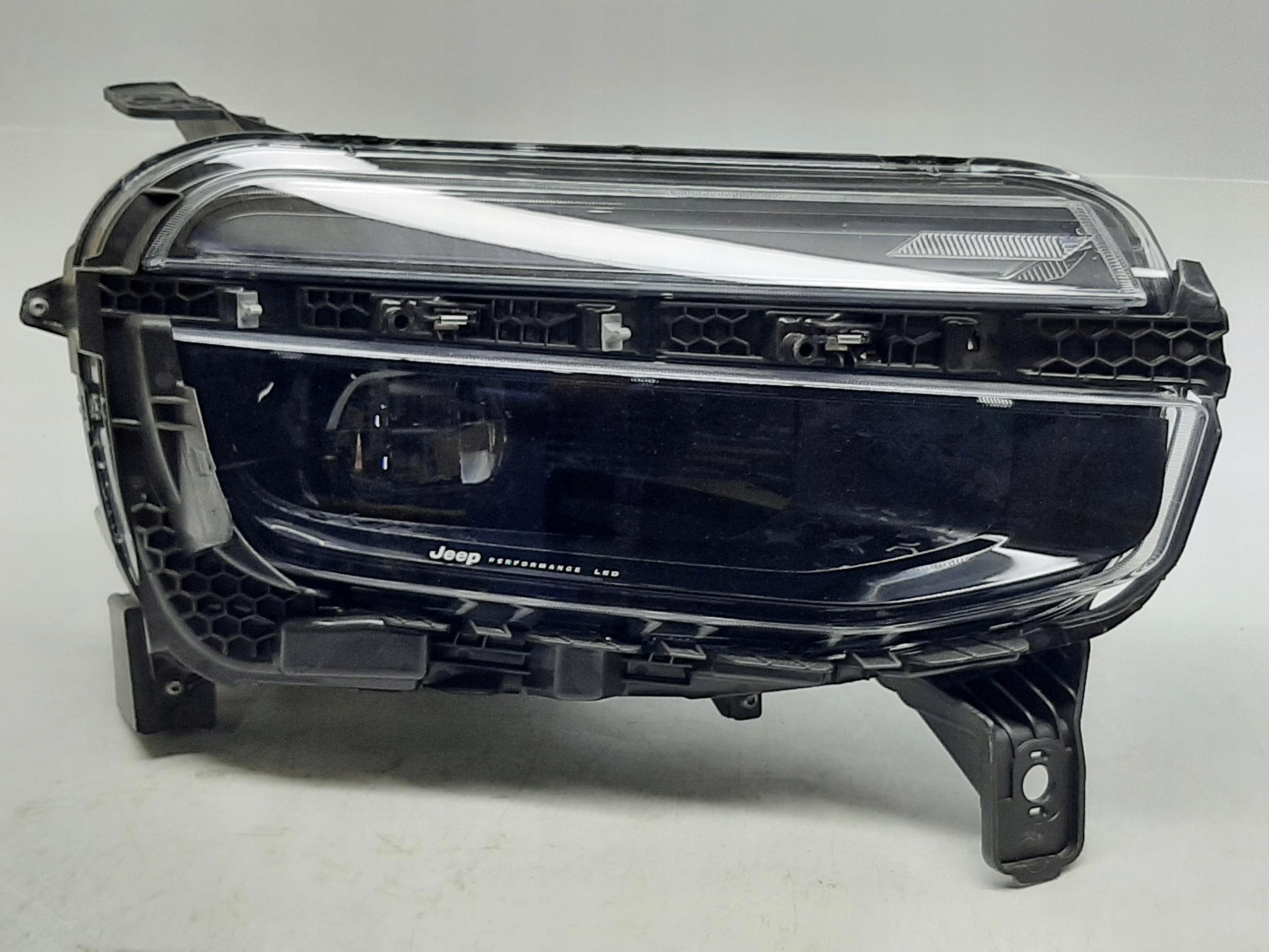 JEEP AVENGER REFLEKTOR LAMPA PRAWY PRAWA PRZÓD PRZEDNIA LED 52218717