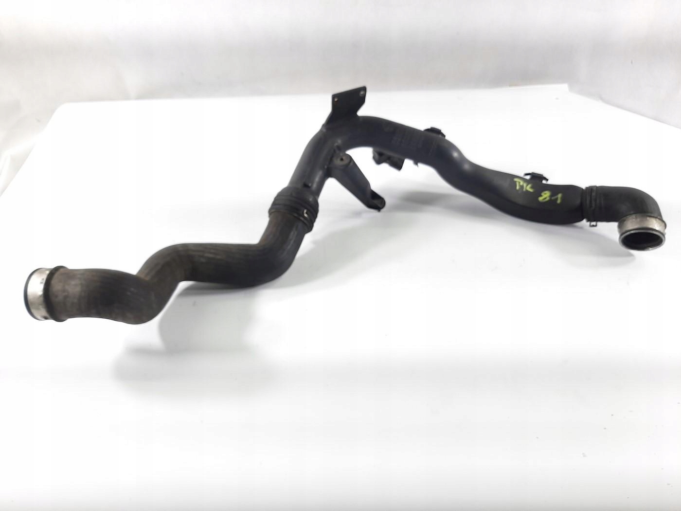 VW PASSAT B5 AUDI A4 B6 1.9 TDI WĄŻ RURA INTERCOOLERA 3B0145762C 8E0145762B