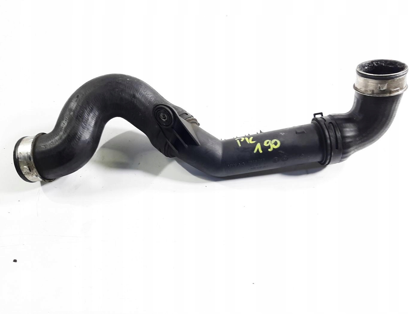 VW PASSAT B6 AUDI A3 8P 1.9 2.0 TDI WĄŻ RURA INTERCOOLERA 3C0145770B