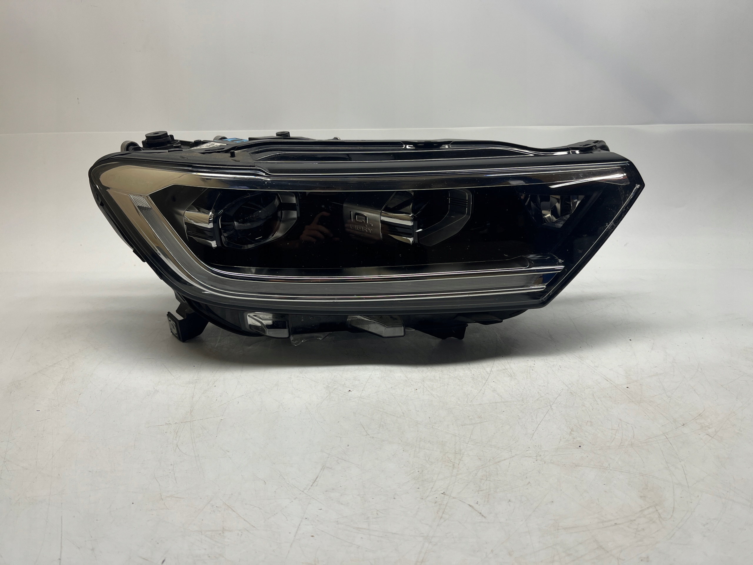 Volkswagen T-ROC REFLEKTOR LAMPA PRAWA PRZÓD LED MATRIX BEAM 2GA941036AK