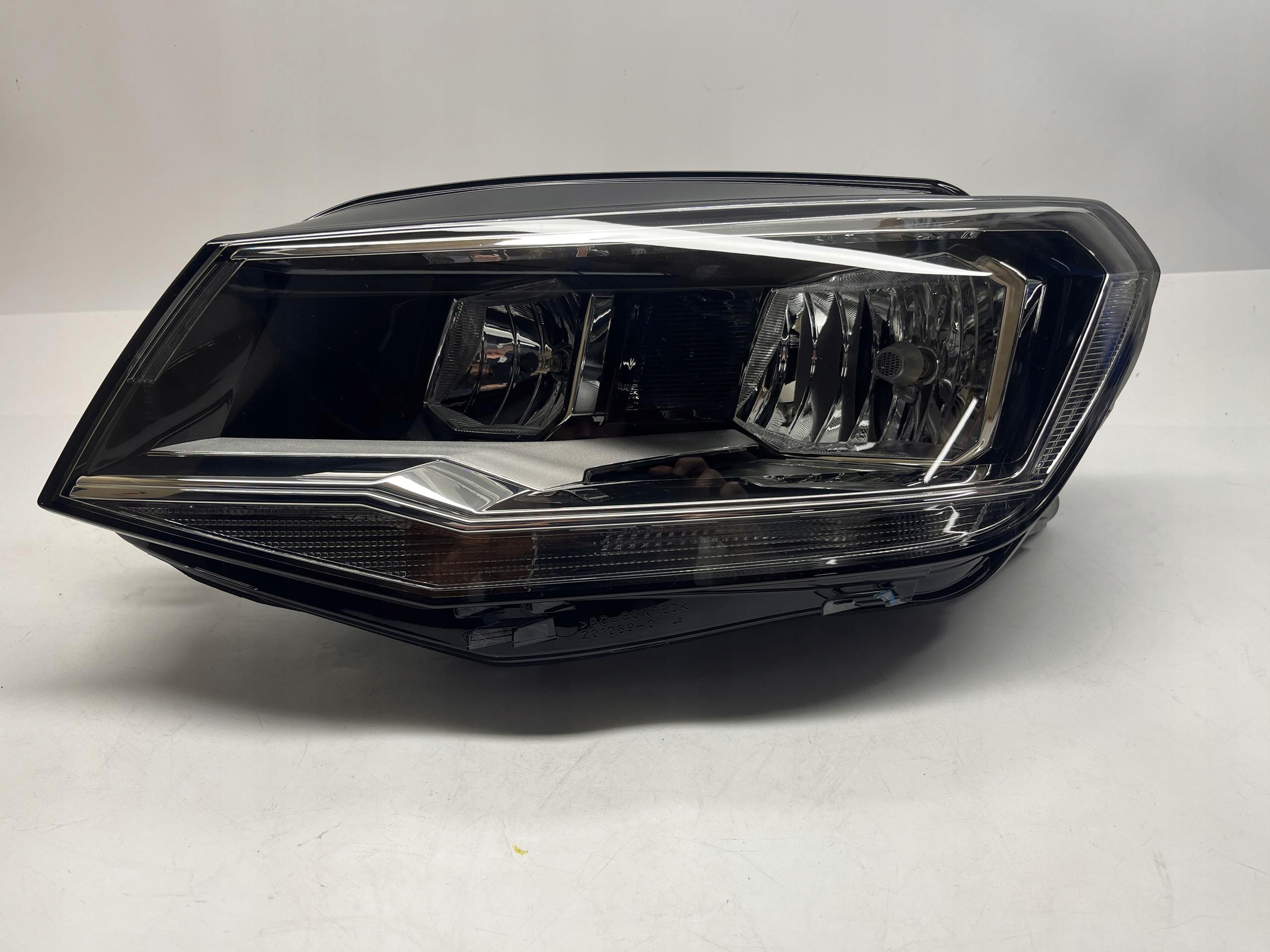 Volkswagen Caddy IV Reflektor Lampa Lewa 2K1941005A