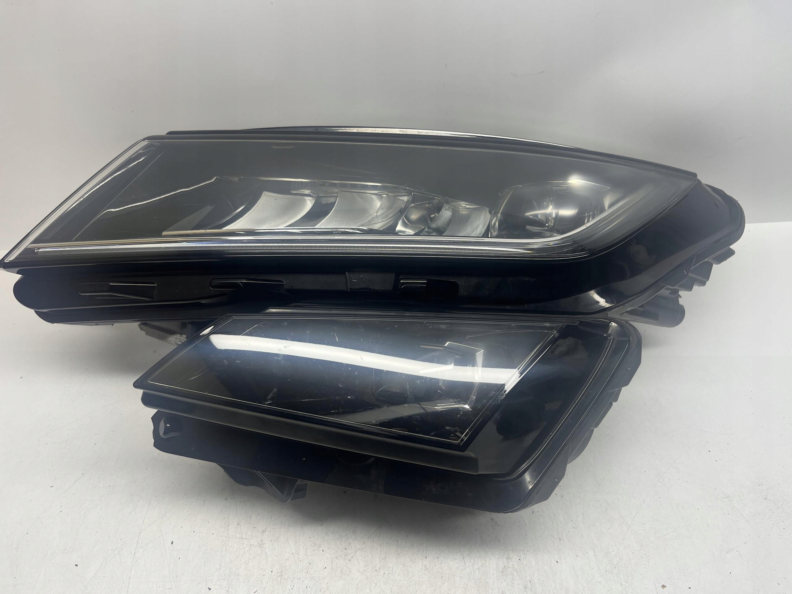 SKODA Kodiaq Reflektor Lampra Przód Lewy Led 566941015F