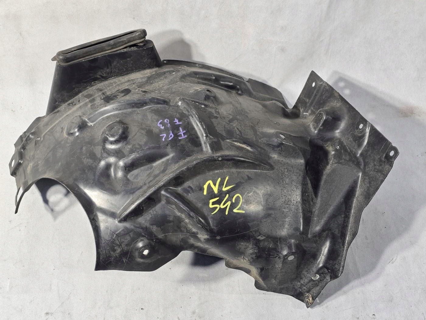 BMW F82 F83 NADKOLE PRAWY PRZÓD CZĘŚĆ TYLNA 8056410