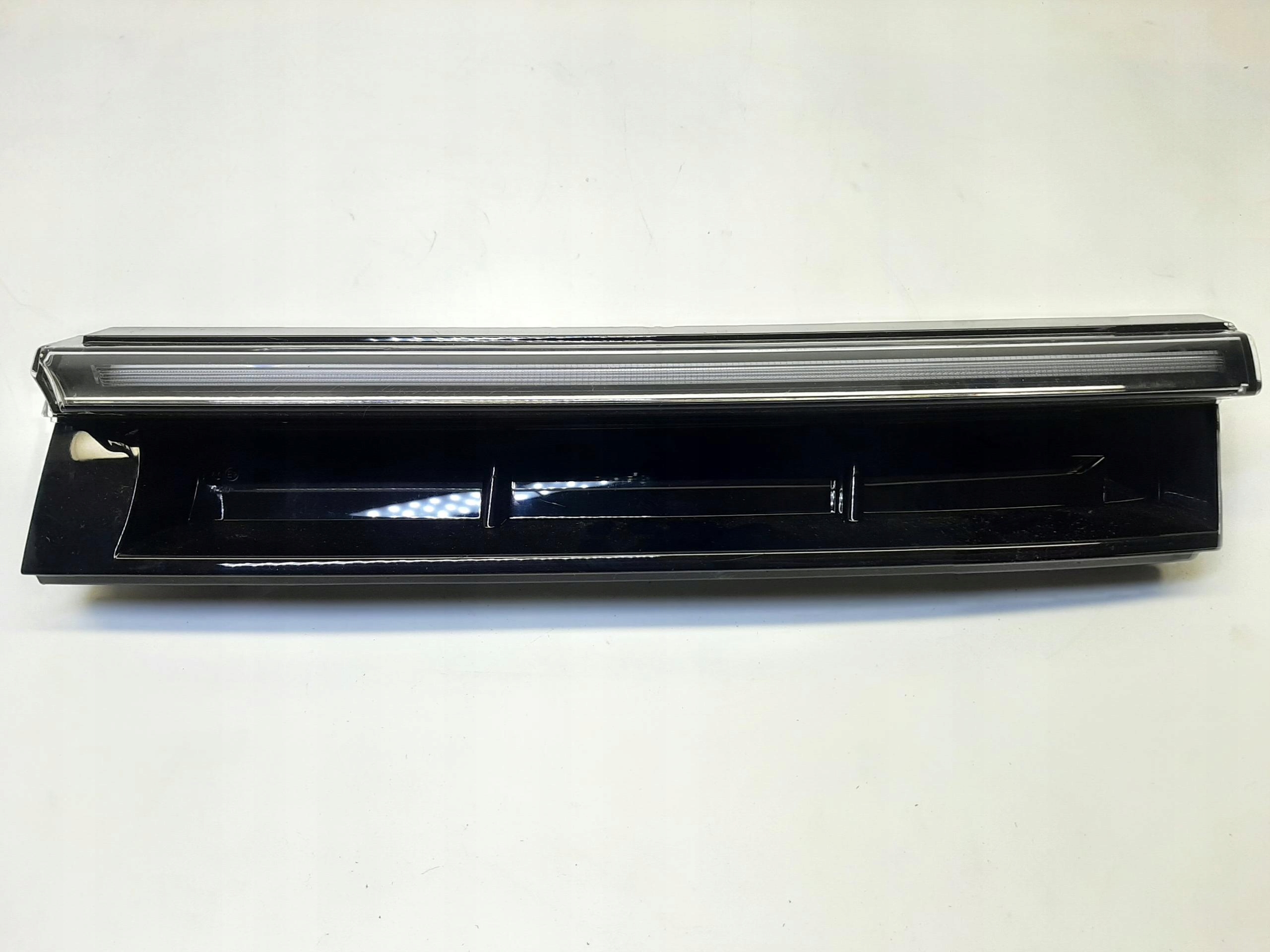 VW PASSAT B9 GOLF VIII LAMPA DO JAZDY DZIENNEJ DRL LED LEWA 3J0941653