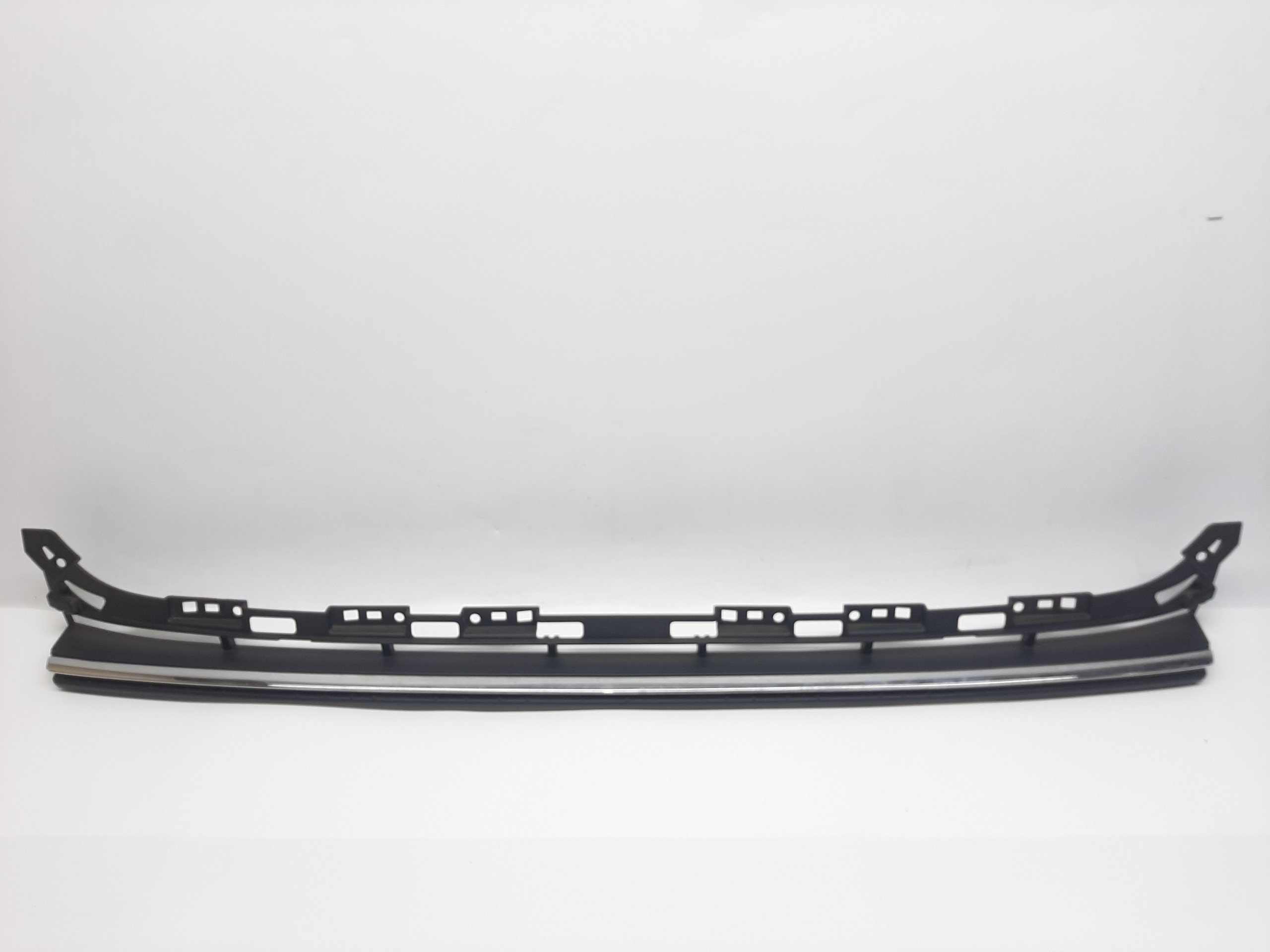 AUDI A8 D5 KRATKA LISTWA ATRAPA ZDERZAKA 4N0807697