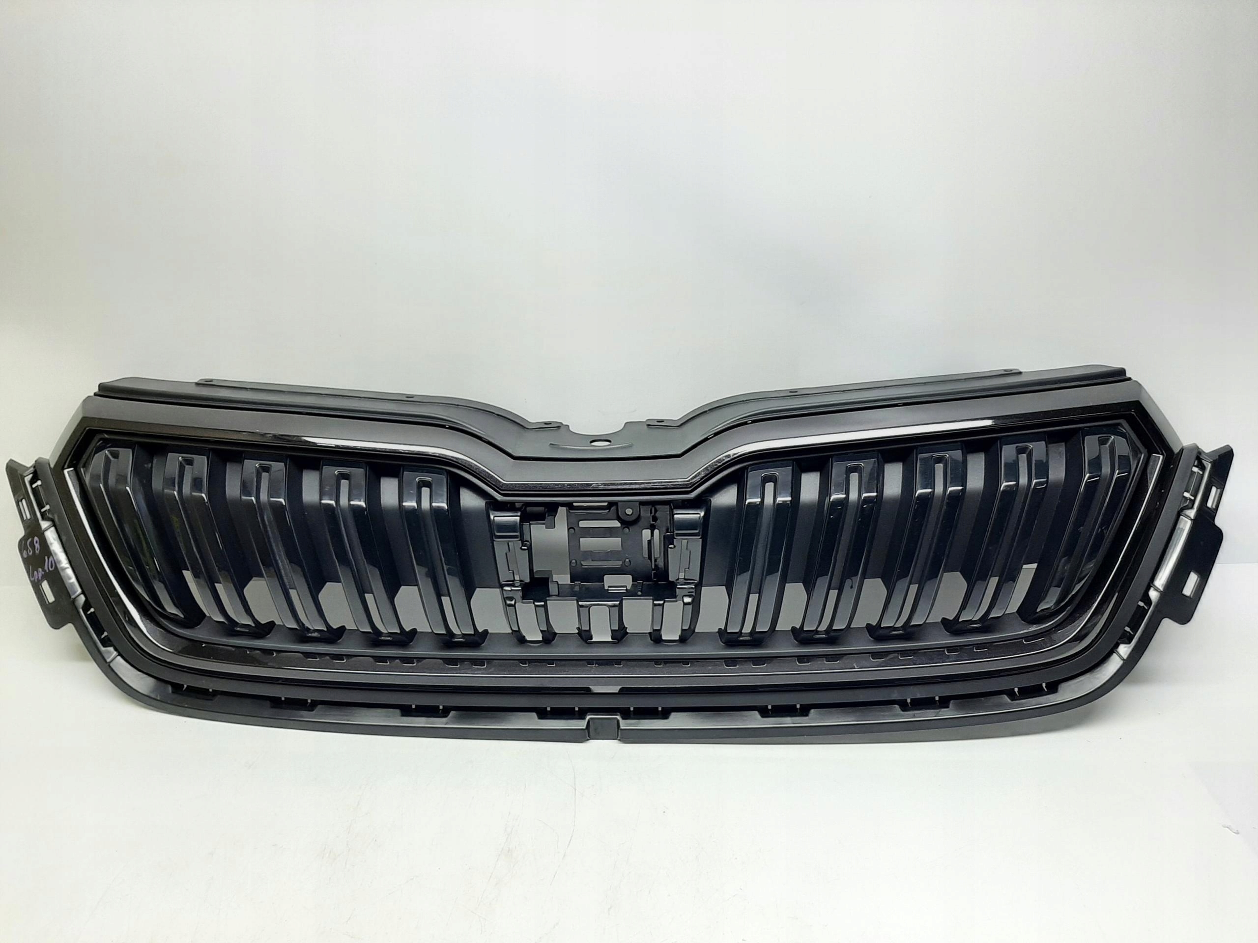 SKODA KAMIQ ATRAPA CHŁODNICY GRILL 658853653A