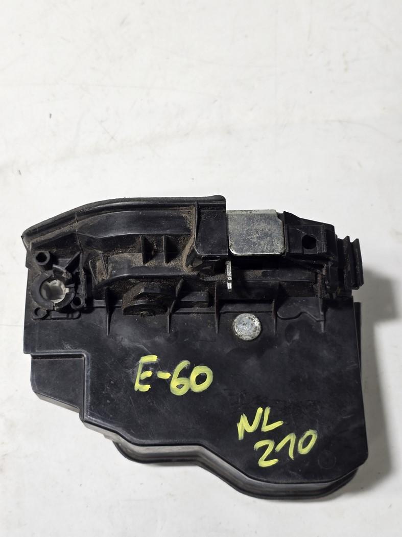BMW E60 E82 E83 F01 F02 F03 F04 F32 F33 F34 ZAMEK DRZWI A053702
