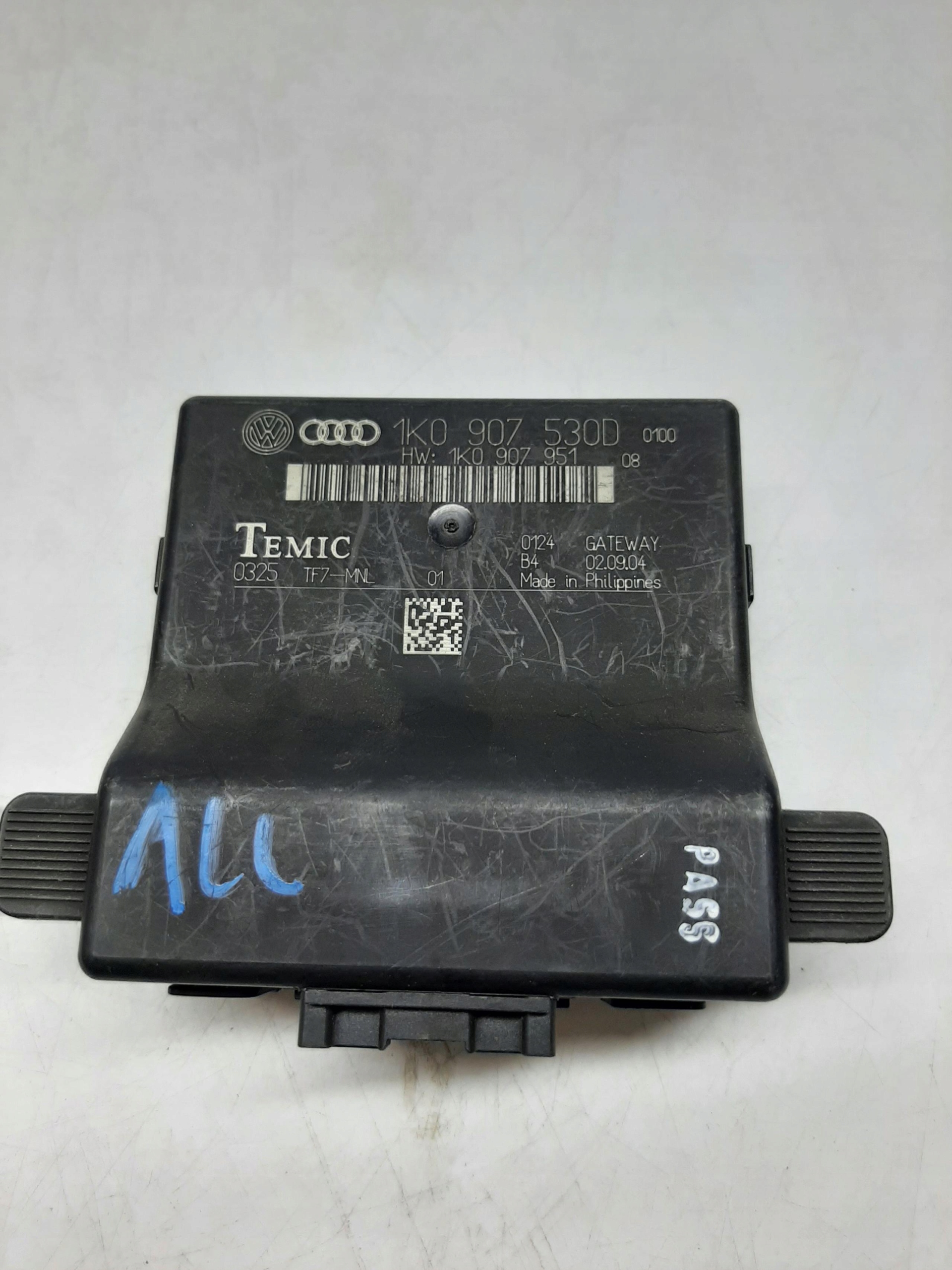 VW GOLF V AUDI A3 8P MODUŁ INTERFACE GATEWAY 1K0907530D 1K0907951