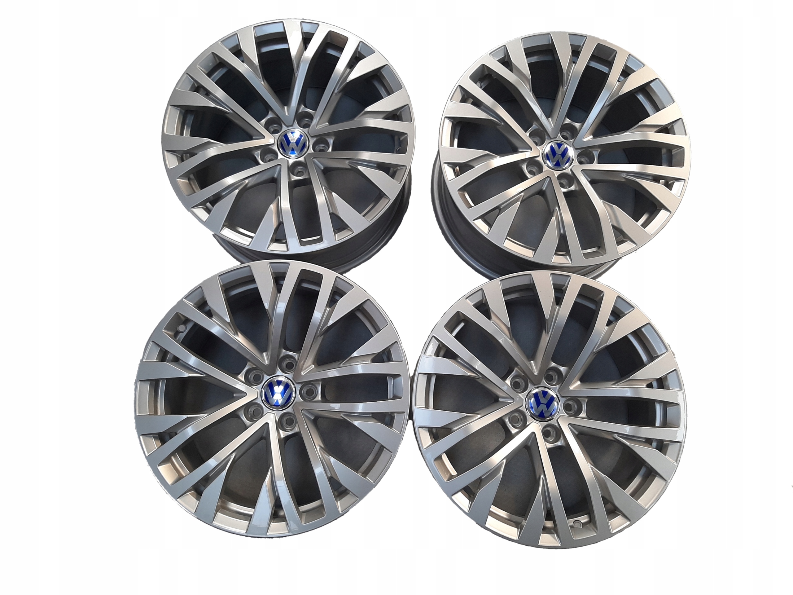 VW Touareg Felgi 18" Alufelg 760601025H FELGA KOMPLET oryginał zestaw