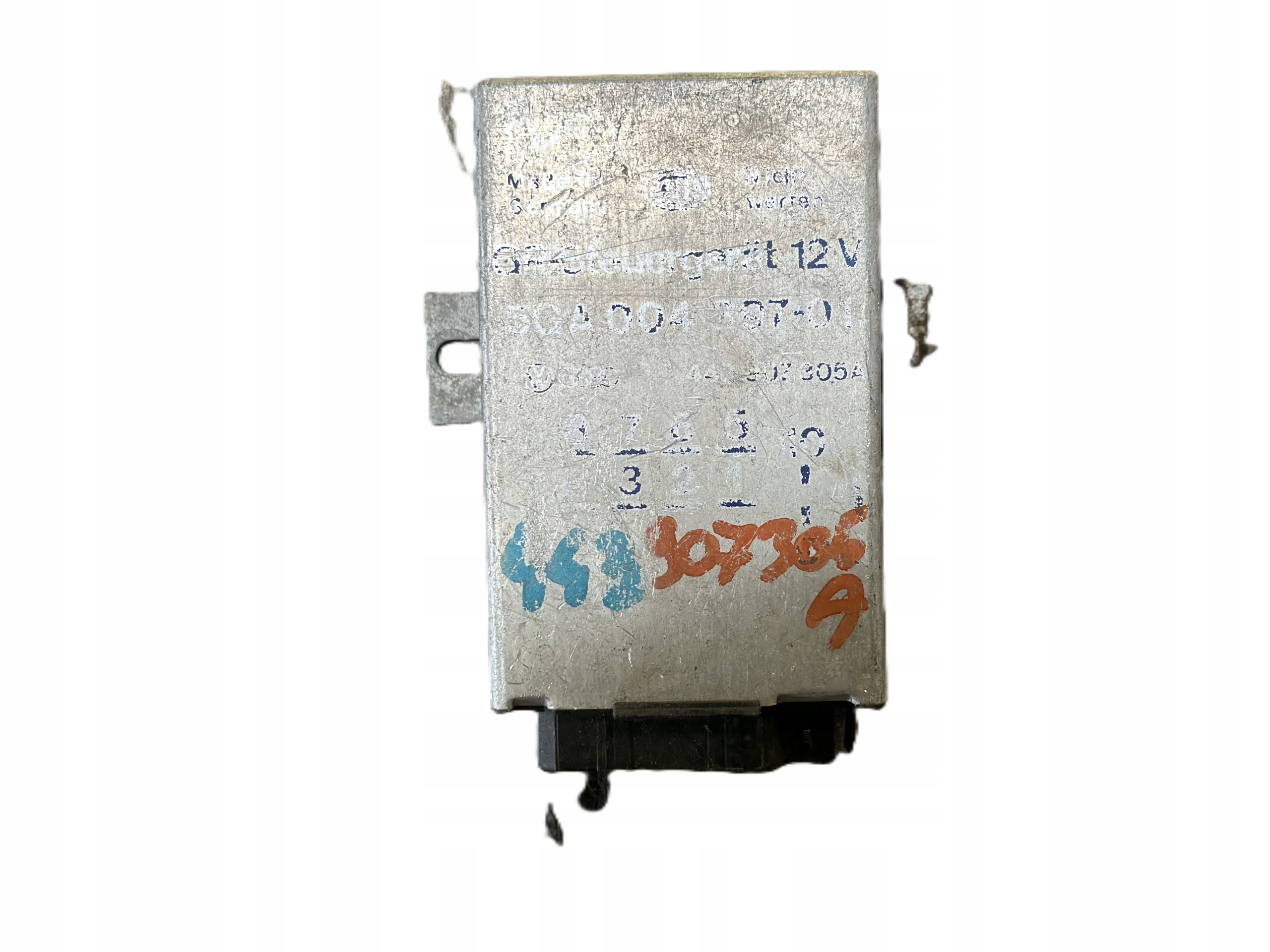 VW PASSAT B3 1988- MODUŁ STEROWNIK TEMPOMATU 443907305A 5GA004397-01