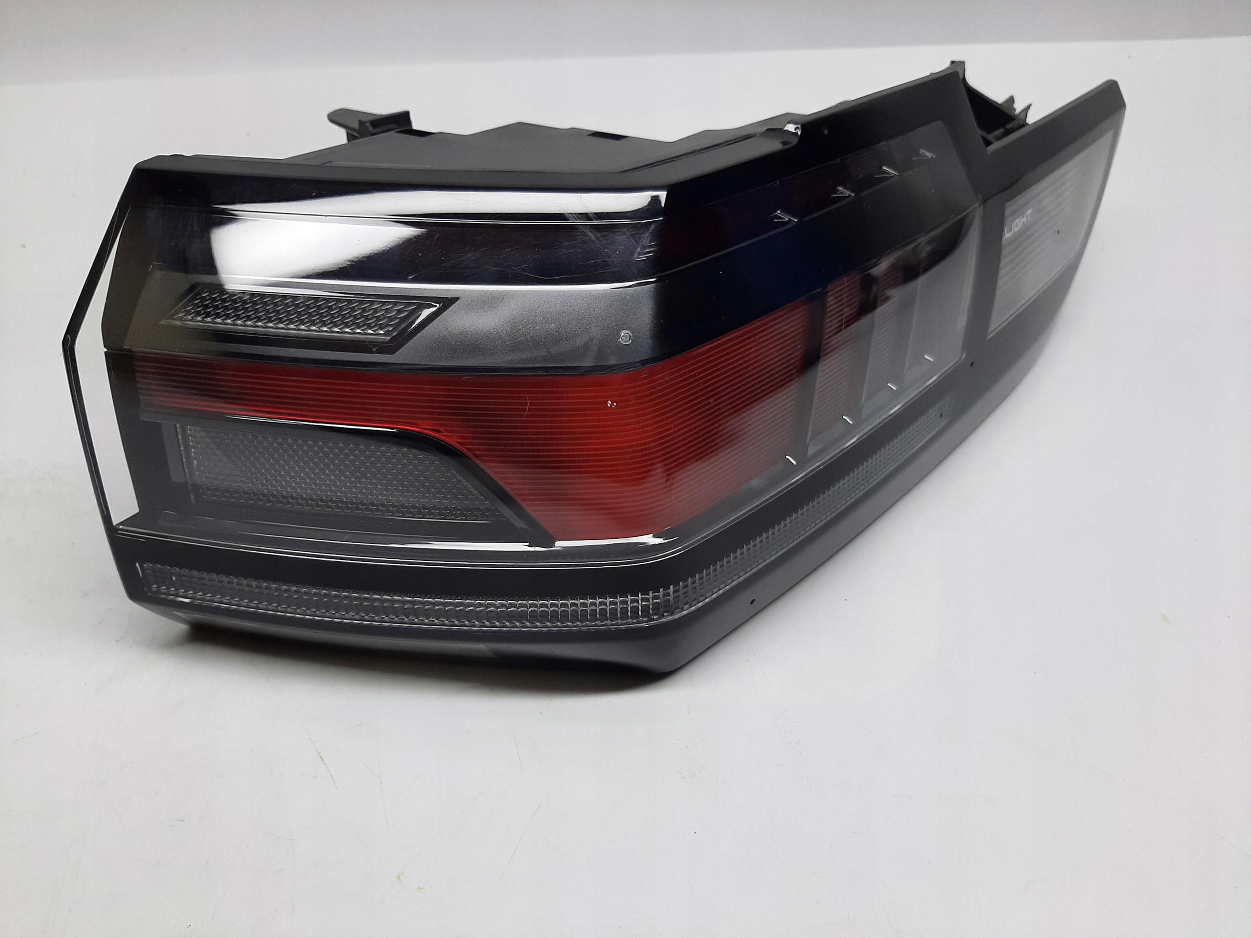 VW ID.BUZZ LAMPA PRAWA TYLNA TYŁ IQ LIGHT LED 1T3945208C