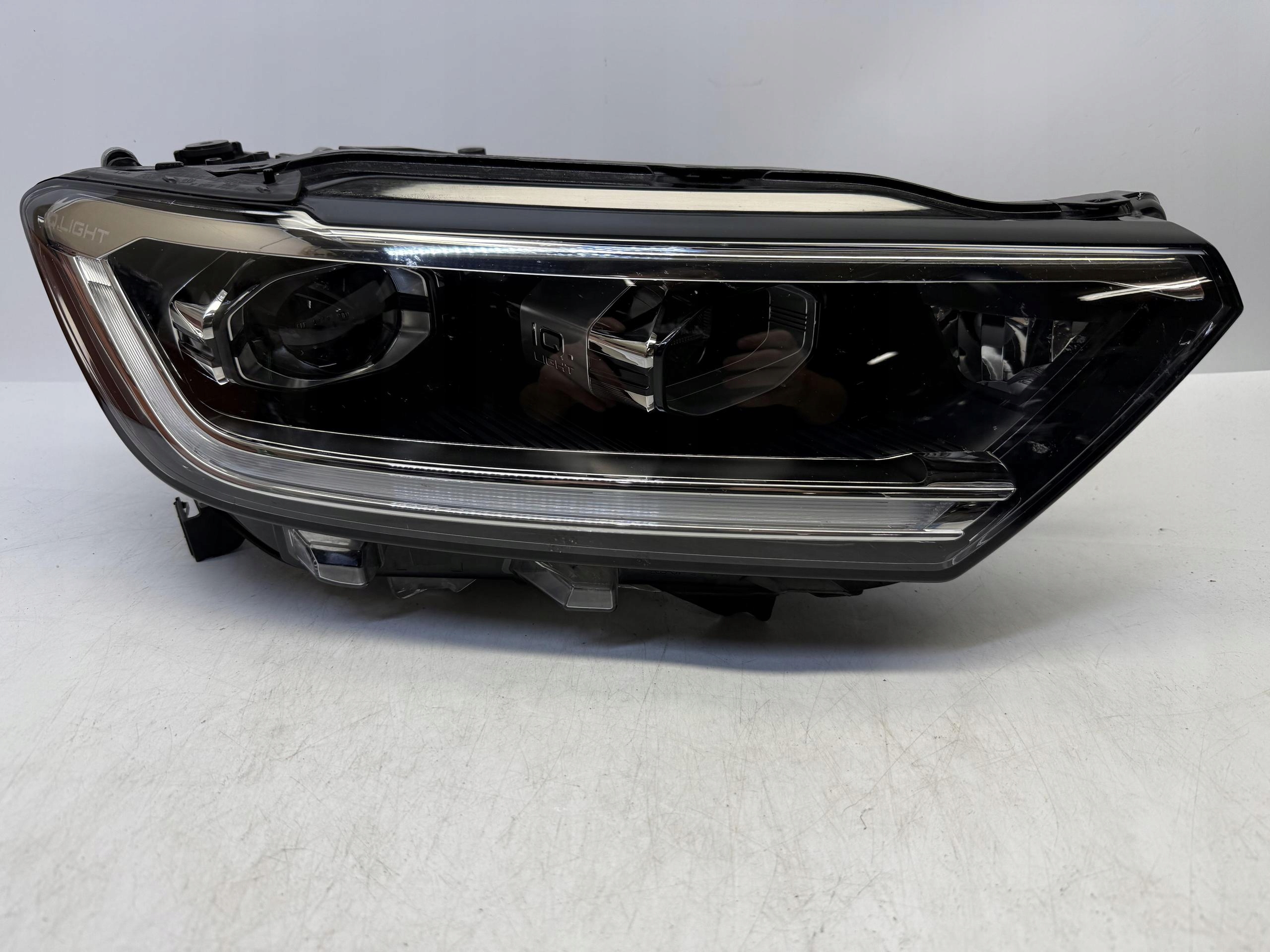 VW T-ROC LAMPA REFLEKTOR PRZEDNI PRAWY LED IQ.LIGHT 2GA941036AF