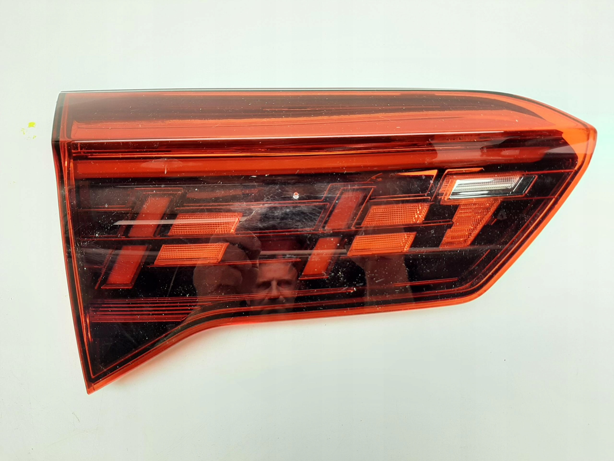VW T-ROC LIFT LAMPA LEWA TYLNA TYŁ KLAPY LED 2GA945307D