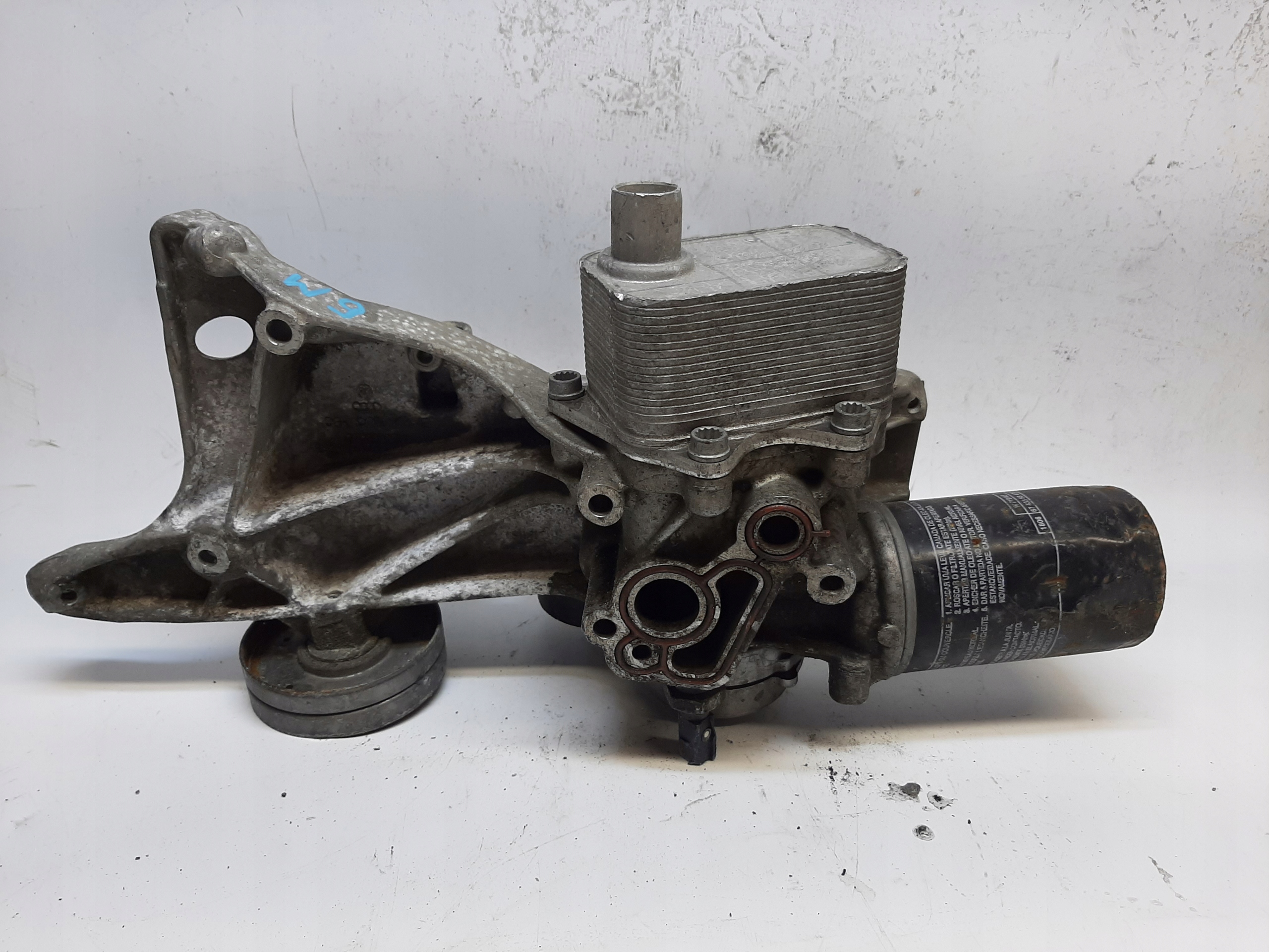 AUDI VW ŁAPA MOCOWANIE STELAŻ 06H903143E