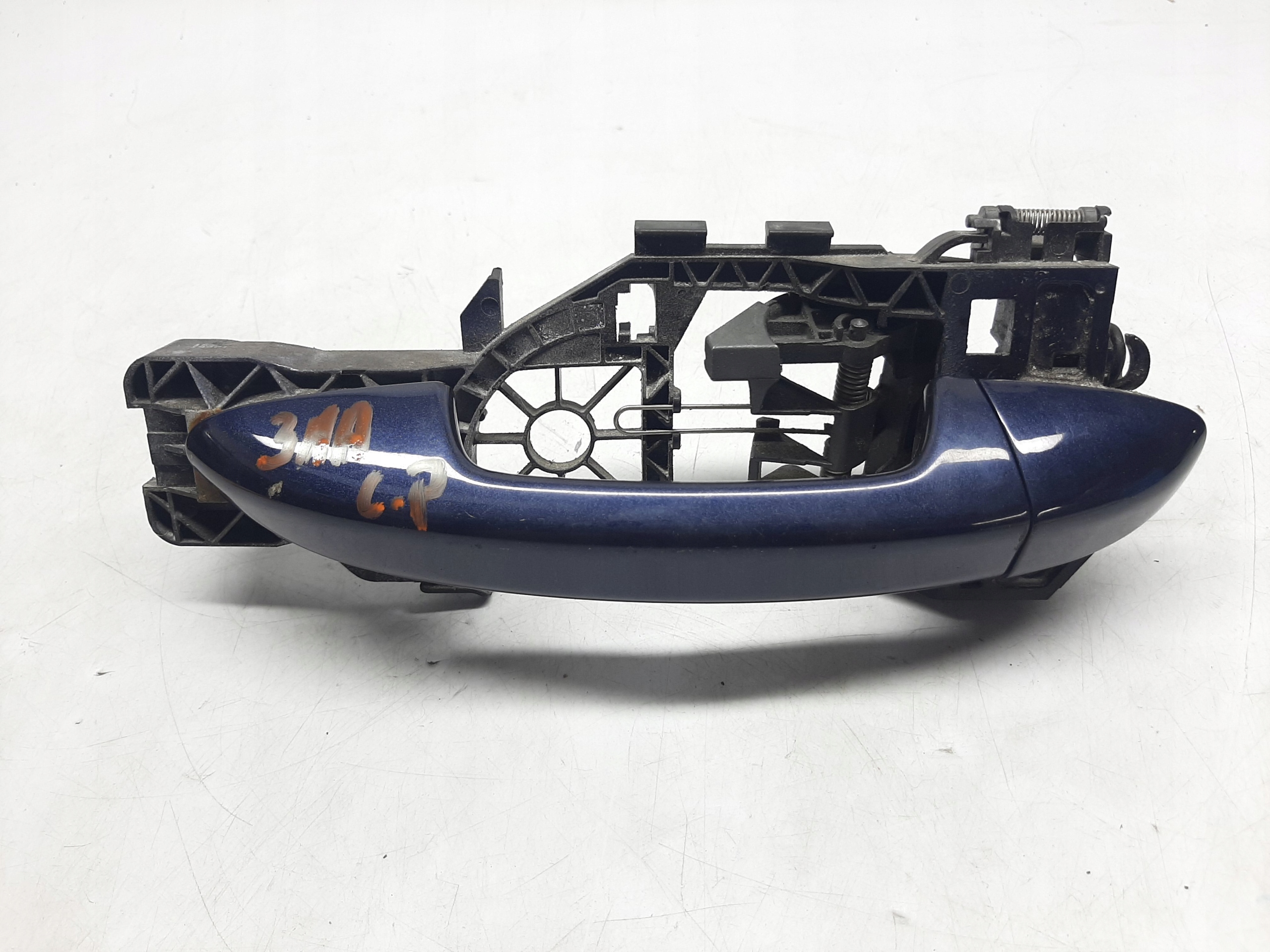 VW PASSAT B7 VARIANT KLAMKA STELAŻ MOCOWANIE KLAMKI LEWY PRZÓD 3C0837885H