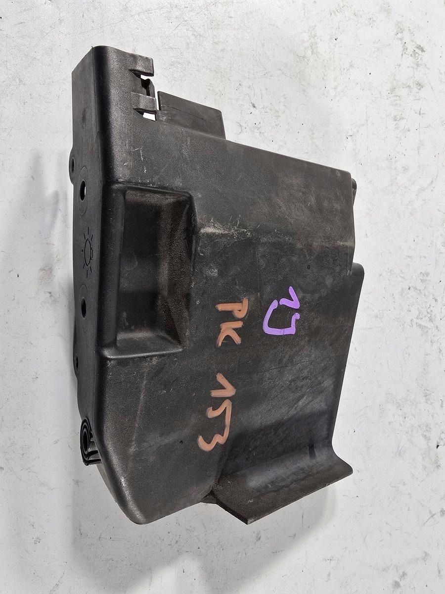 VW GOLF IV BORA KIEROWNICA POWIETRZA OSŁONA LAMPY 1J0805965