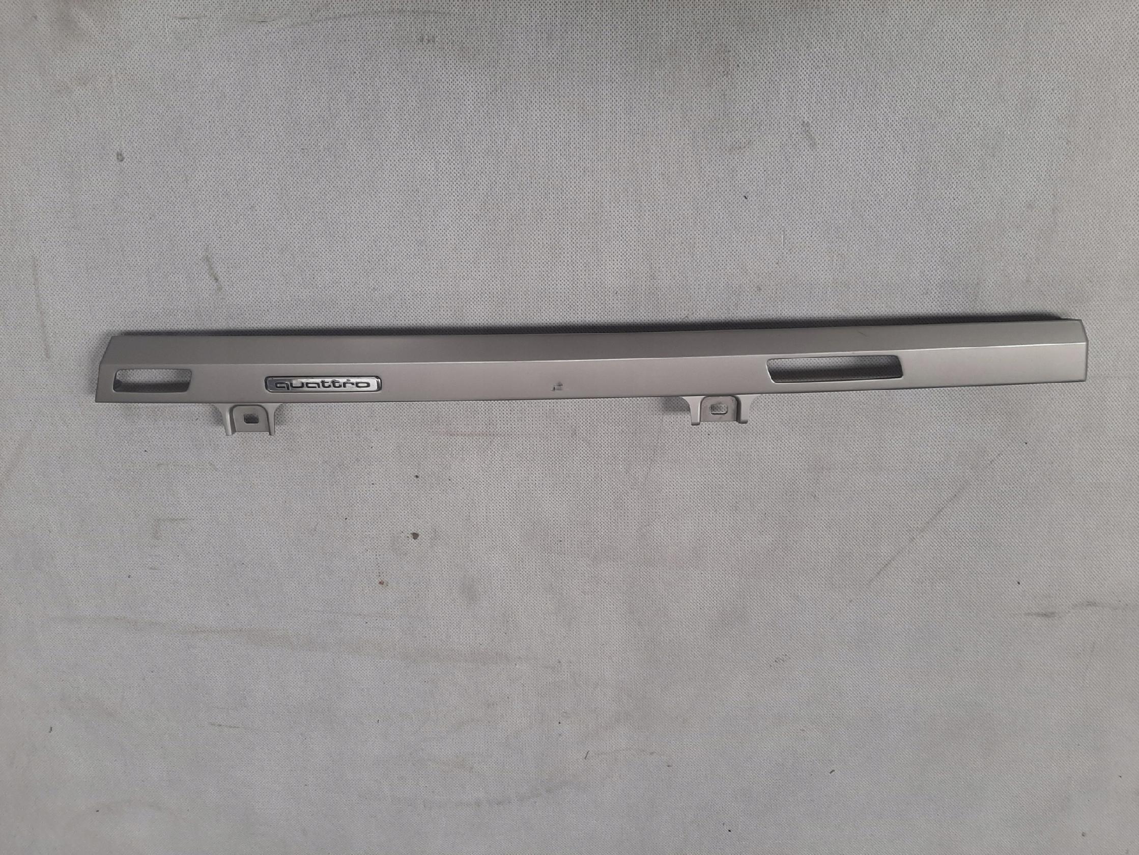 AUDI Q7 4M DEKOR LISTWA KONSOLI 4M1853242