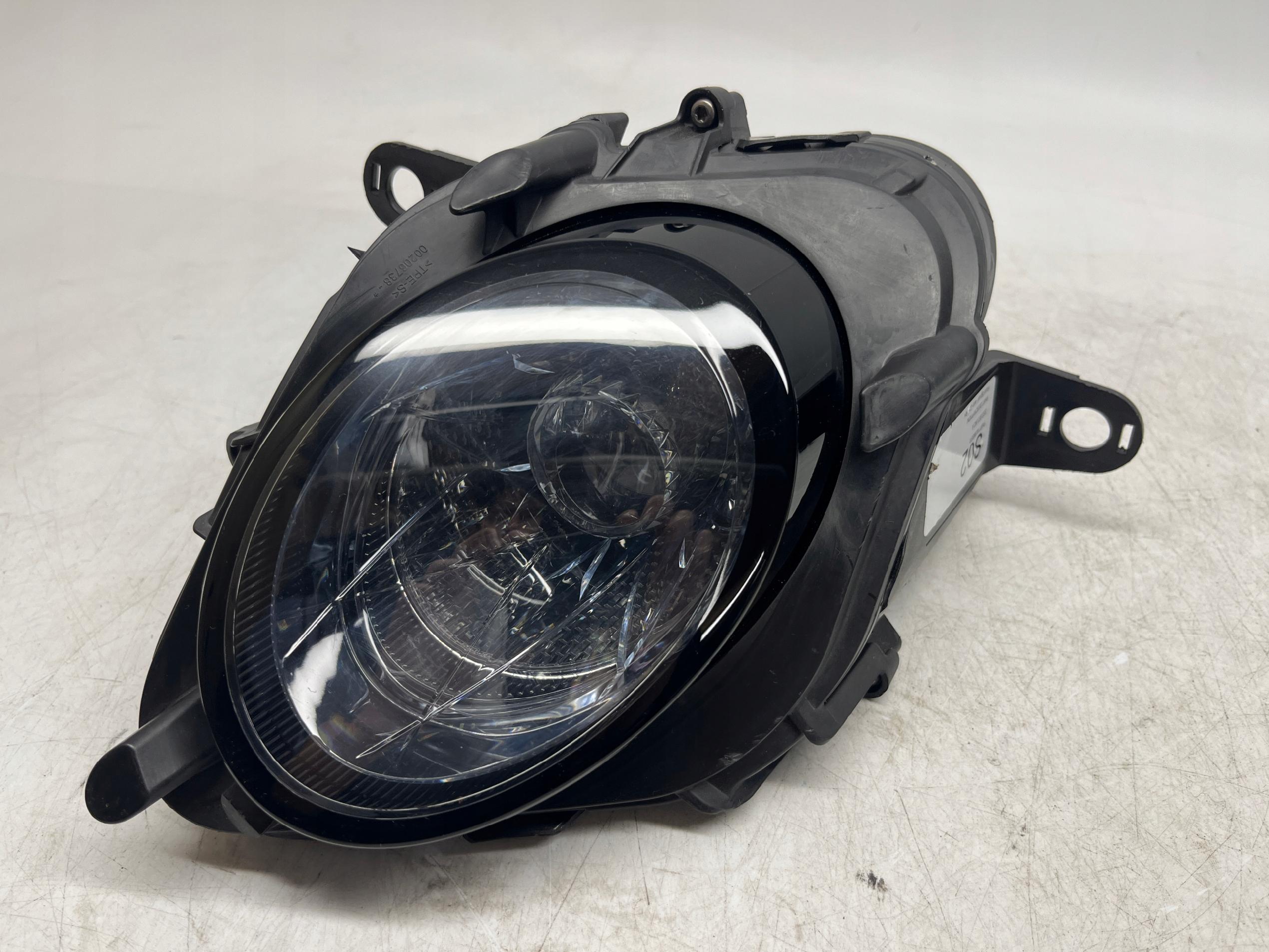 BENTLEY CONTINENTAL GT LAMPA PRAWA KIERUNKOWSKAZ DRL HALOGEN LED 3SD953042A