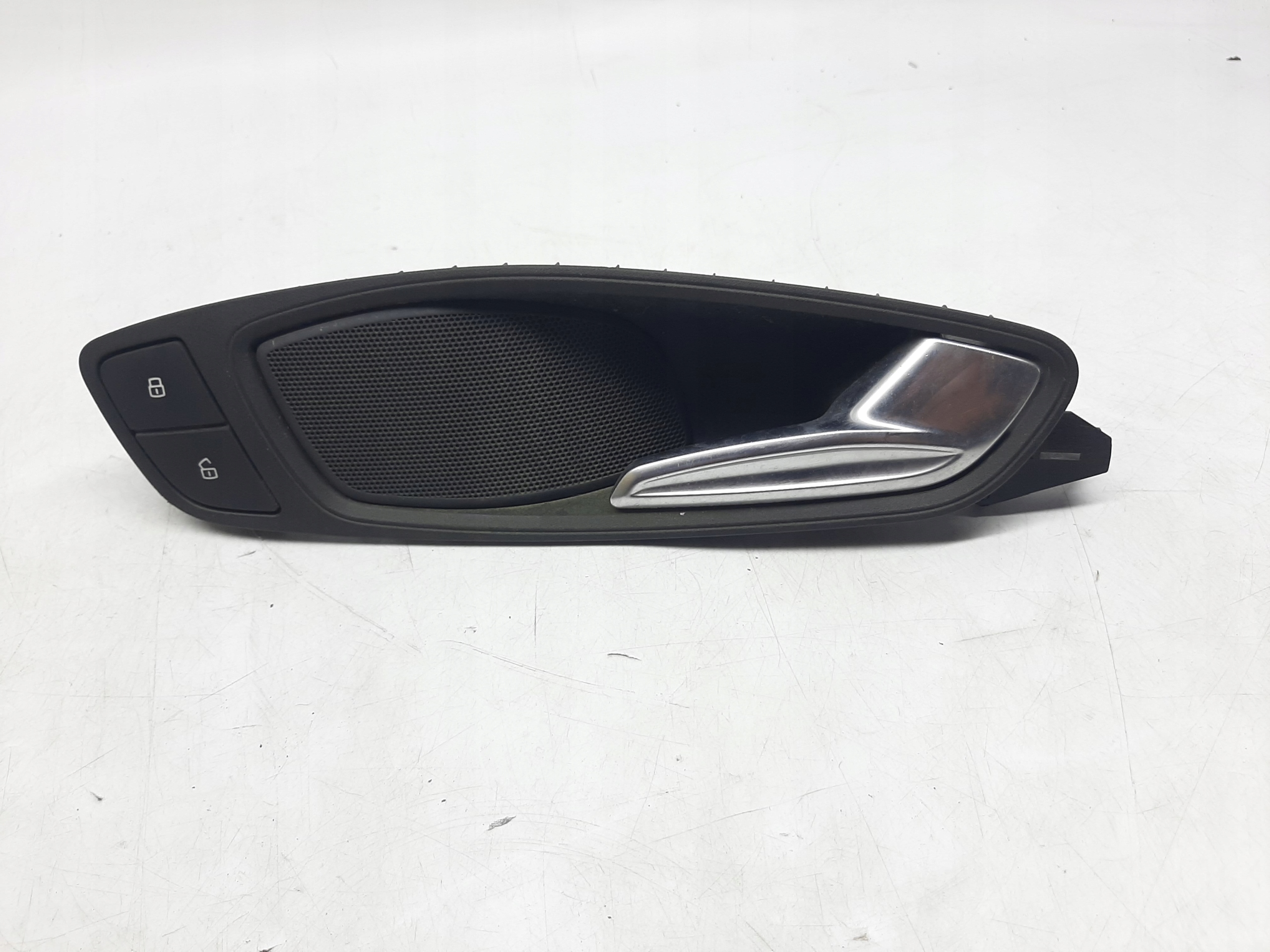 AUDI A1 KLAMKA WEWNĘTRZNA PRAWY PRZÓD PRAWA PRZEDNIA 8X0837020