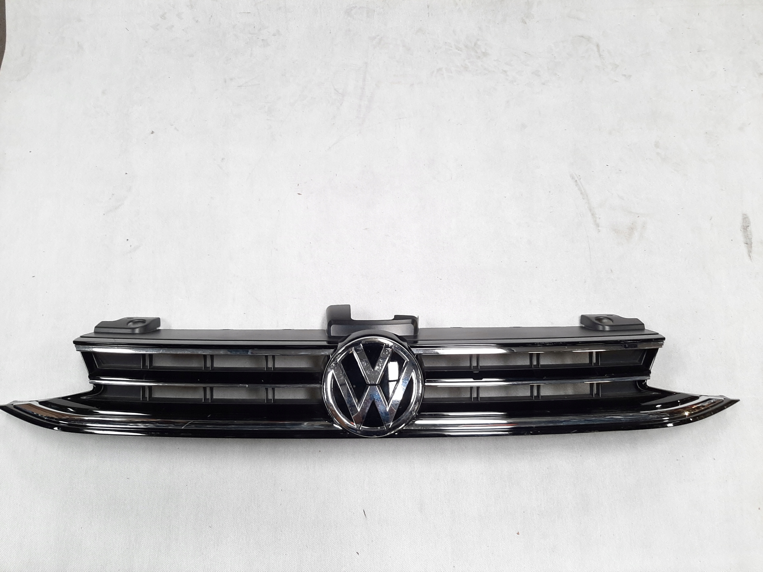 VW GOLF VII SPORTSVAN ATRAPA CHŁODNICY GRILL ZDERZAKA 510853653H