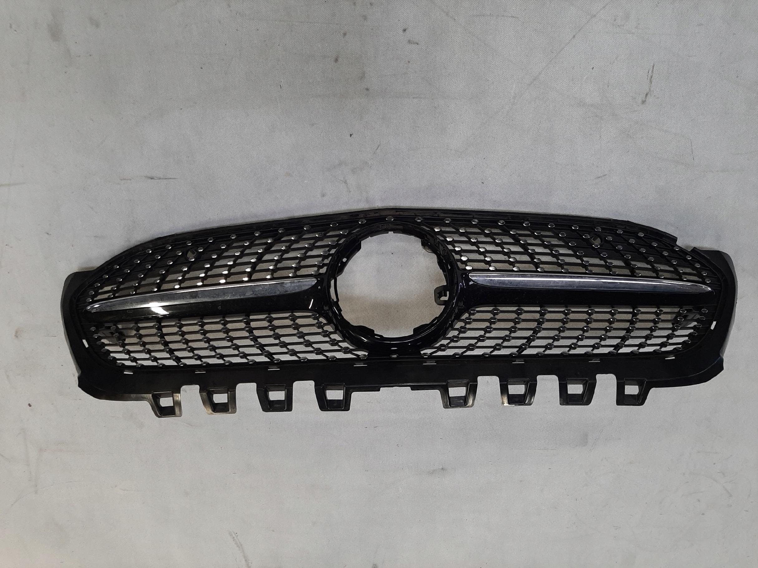 MERCEDES-BENZ A-CLASS ATRAPA CHŁODNICY GRILL ZDERZAKA PRZÓD A1778880200