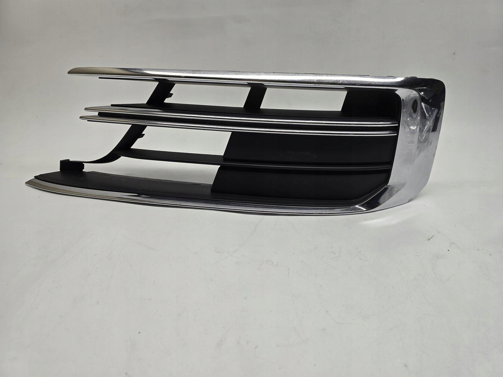 AUDI A8 D5 KRATKA ZDERZAKA LEWA 4N0807679A 4N0807679C