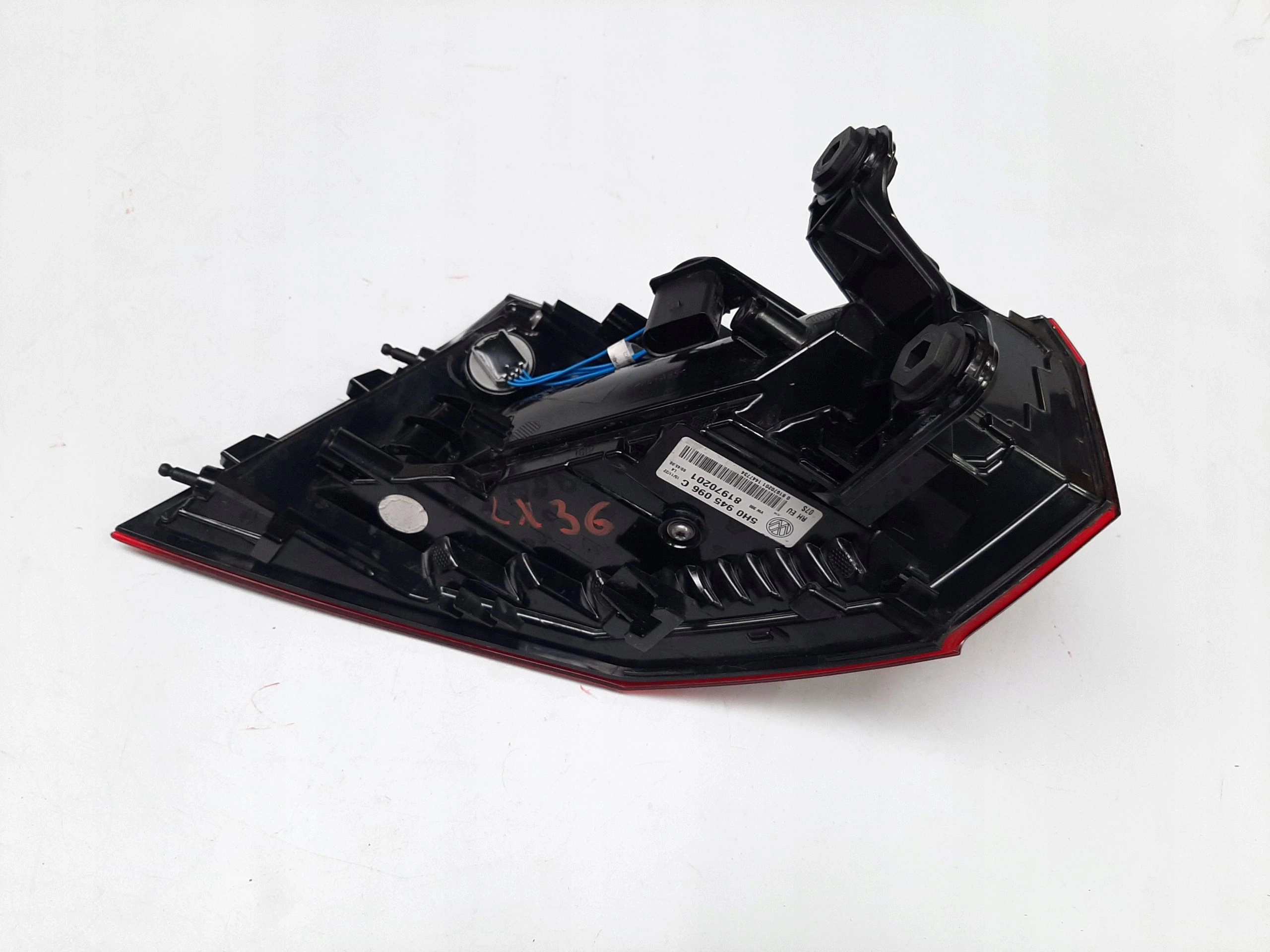 VOLKSWAGEN GOLF VIII 2019- LAMPA LED PRAWY TYŁ 5H0945096C
