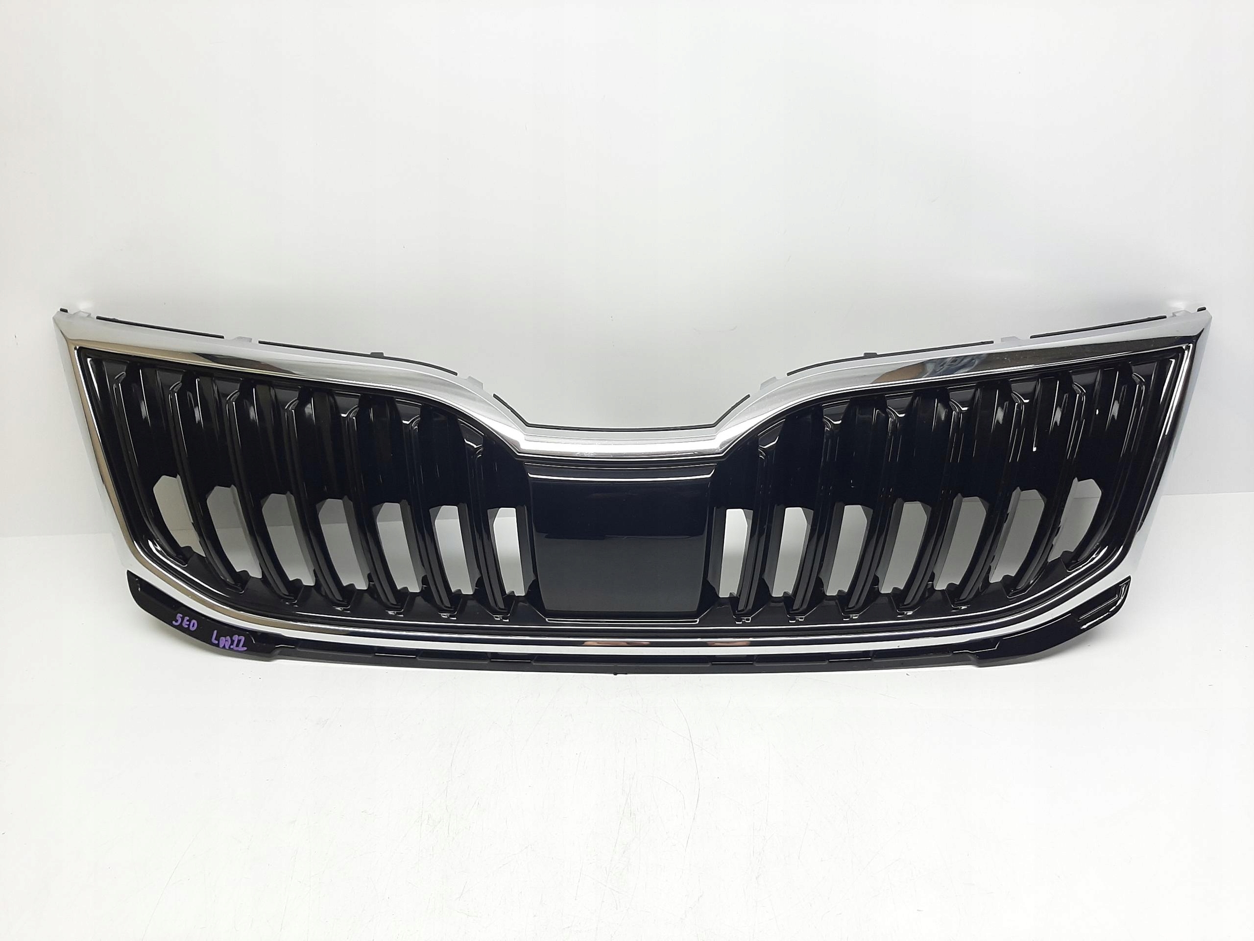 SKODA OCTAVIA III LIFT ATRAPA CHŁODNICY GRILL 5E0853653C