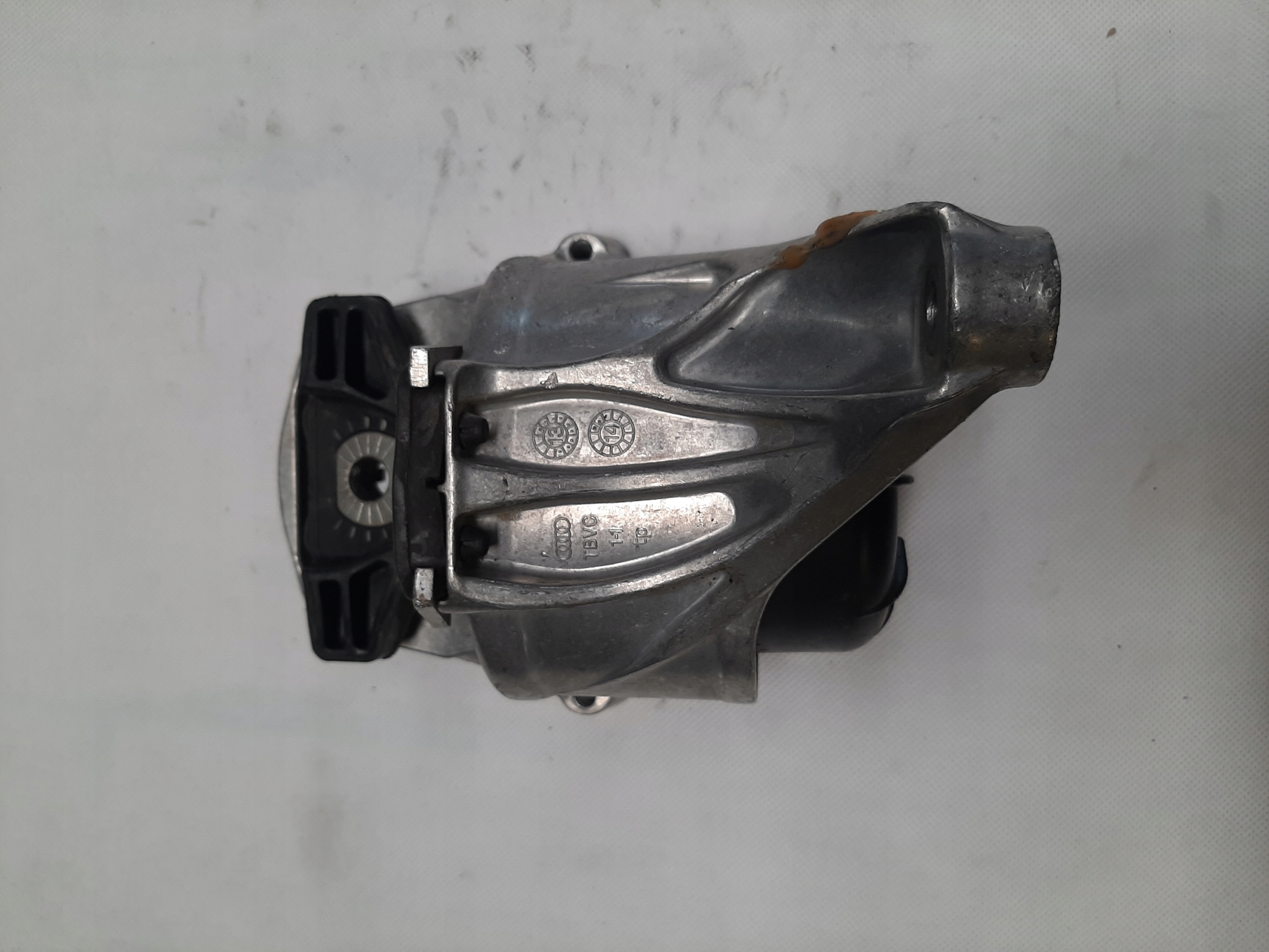 Poduszka Silnika Audi A4 B9 A5 8W0199371AQ