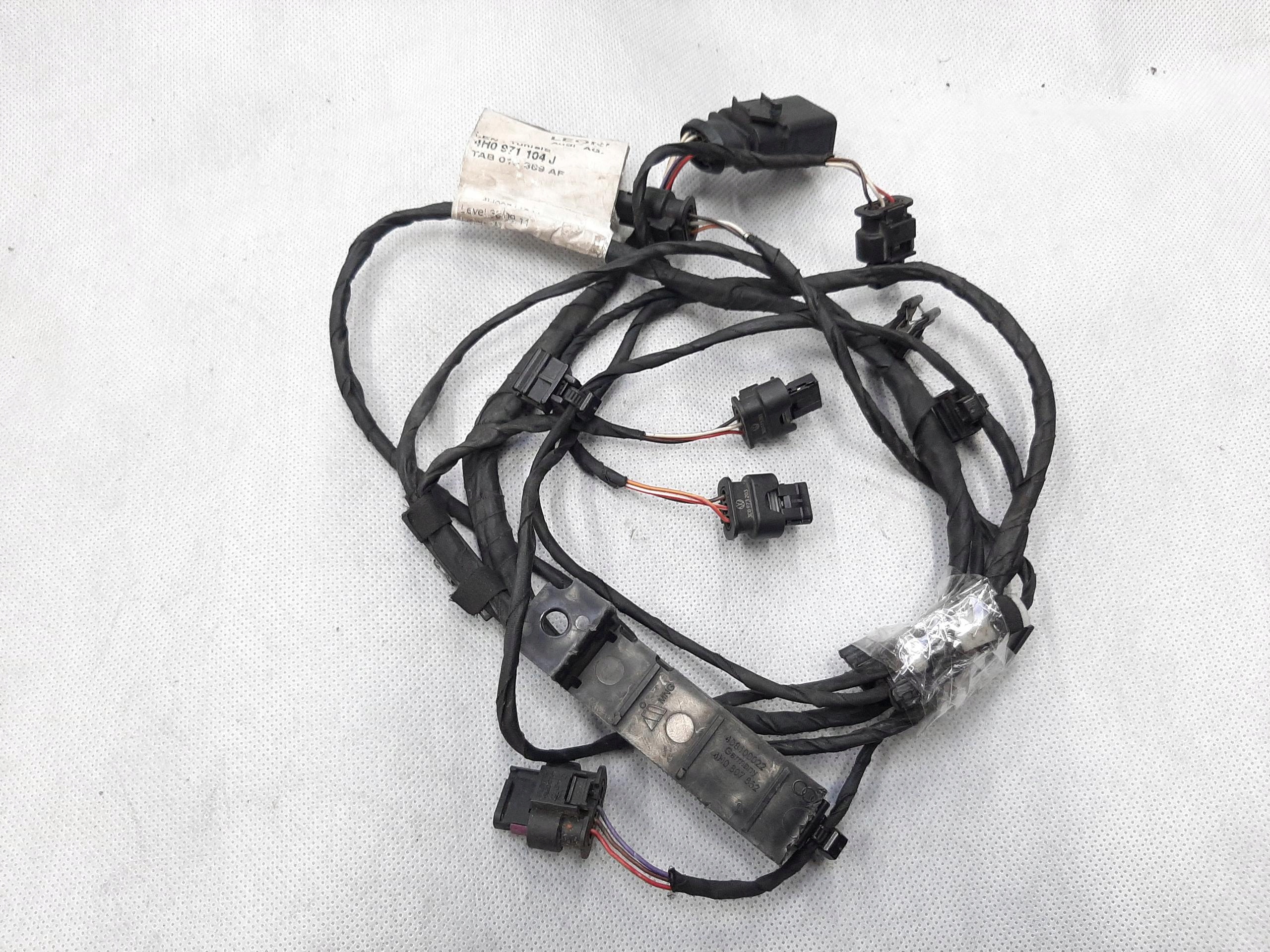 AUDI A8 D4 WIĄZKA INSTALACJA ZDERZAKA TYŁ PDC 4H0971104J
