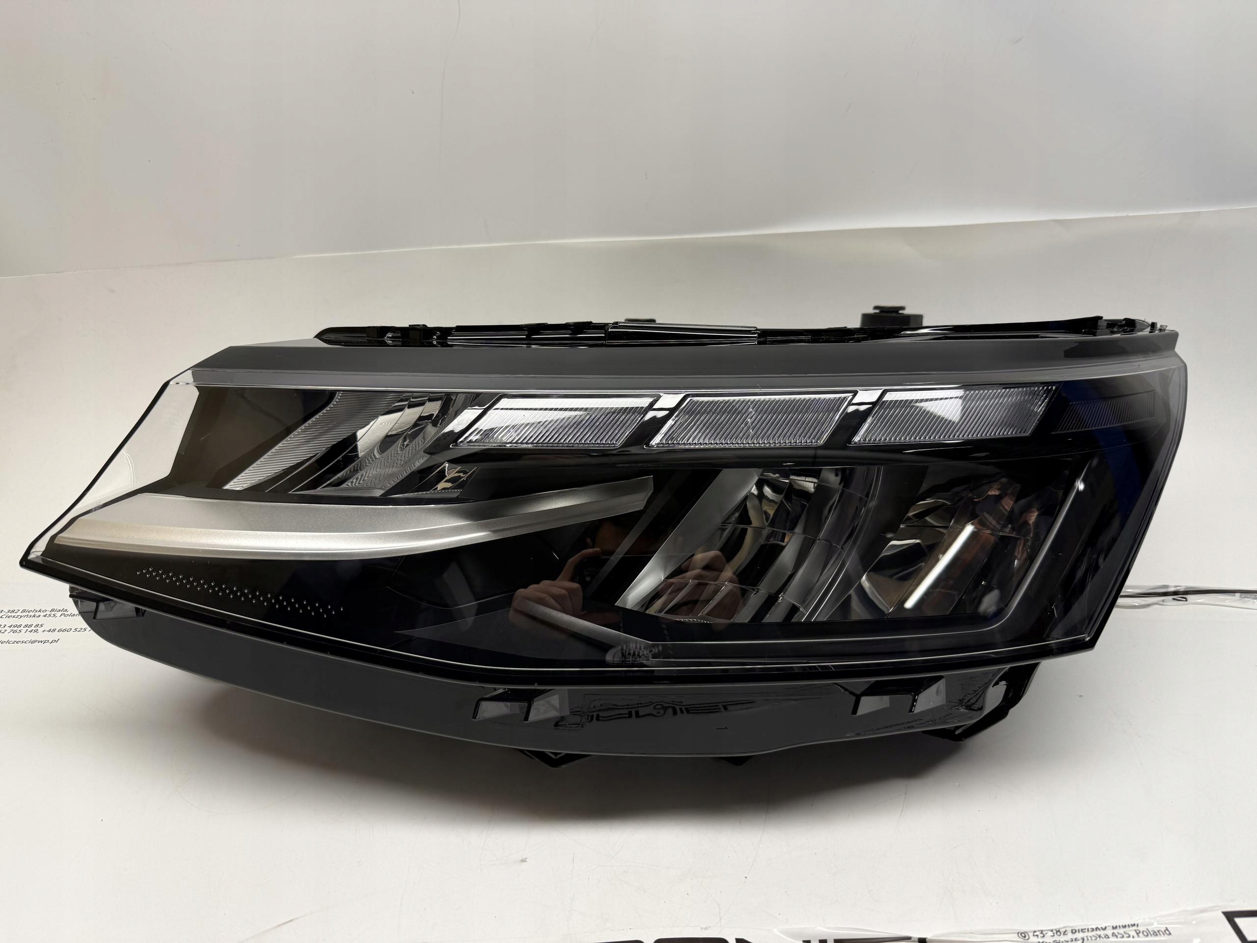 VW T7 MULTIVAN REFLEKTOR LAMPA LEWY PRZÓD LED 7T1941035AC
