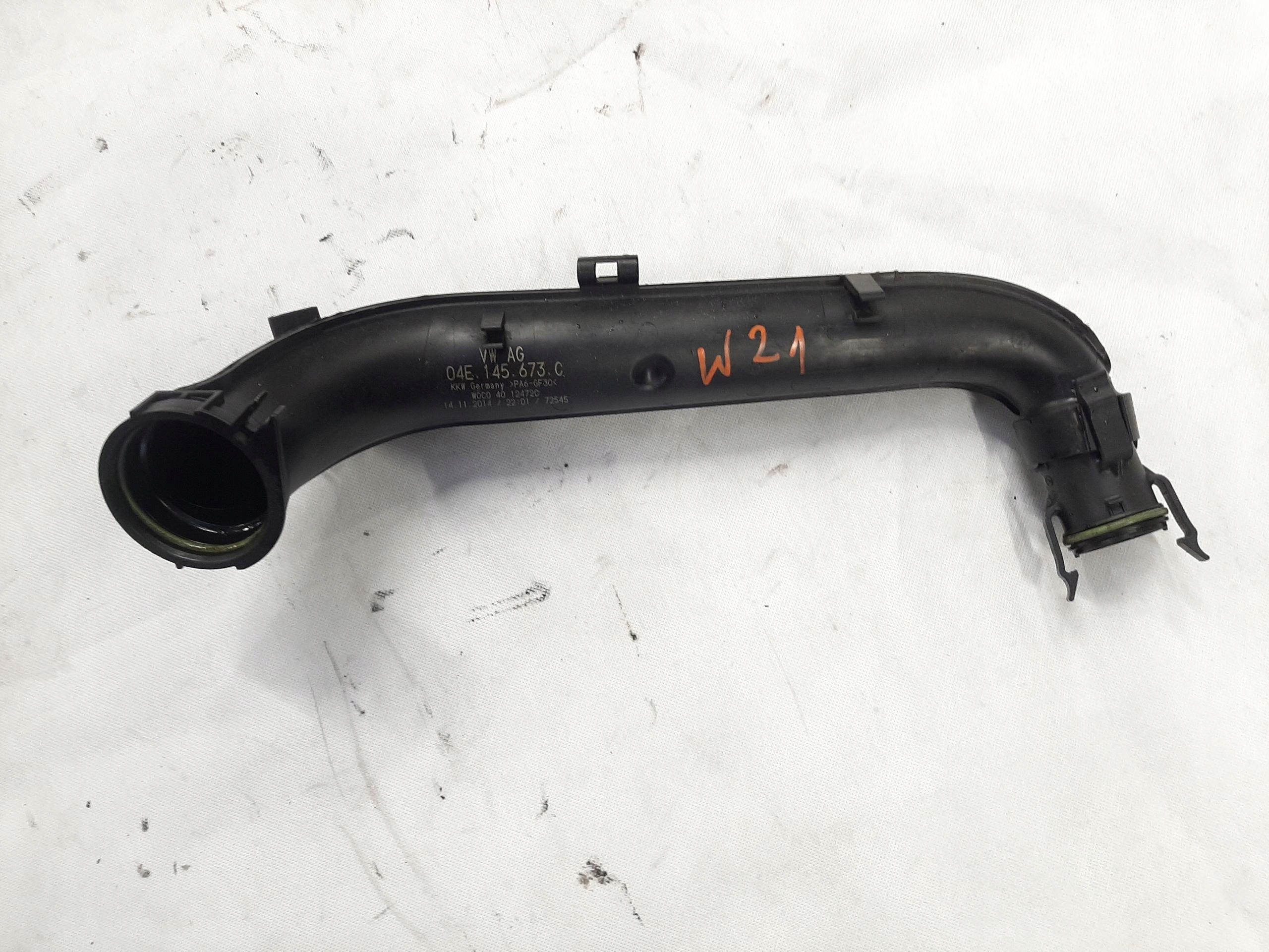 VW GOLF VII FABIA III LEON III 1.2 RURKA PRZEWÓD INTERCOOLERA 04E145673C