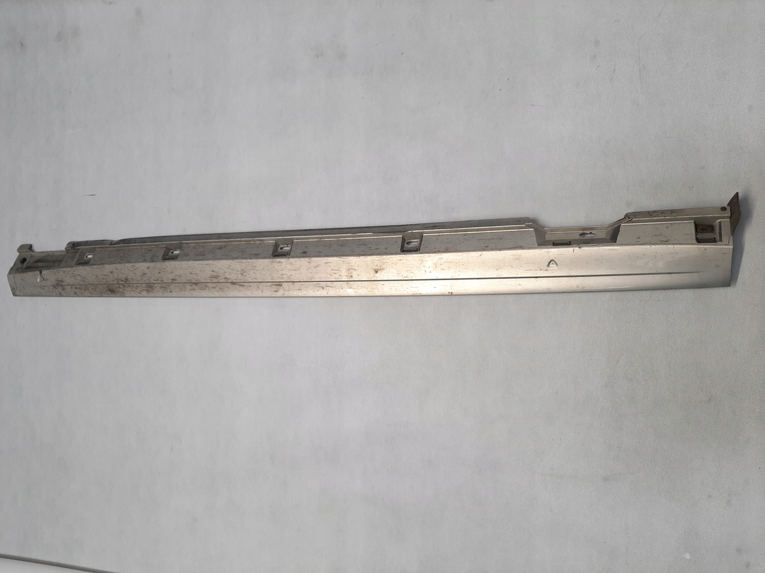 VW PASSAT CC LISTWA NAKŁADKA PROGOWA PRAWA 3C8853856B