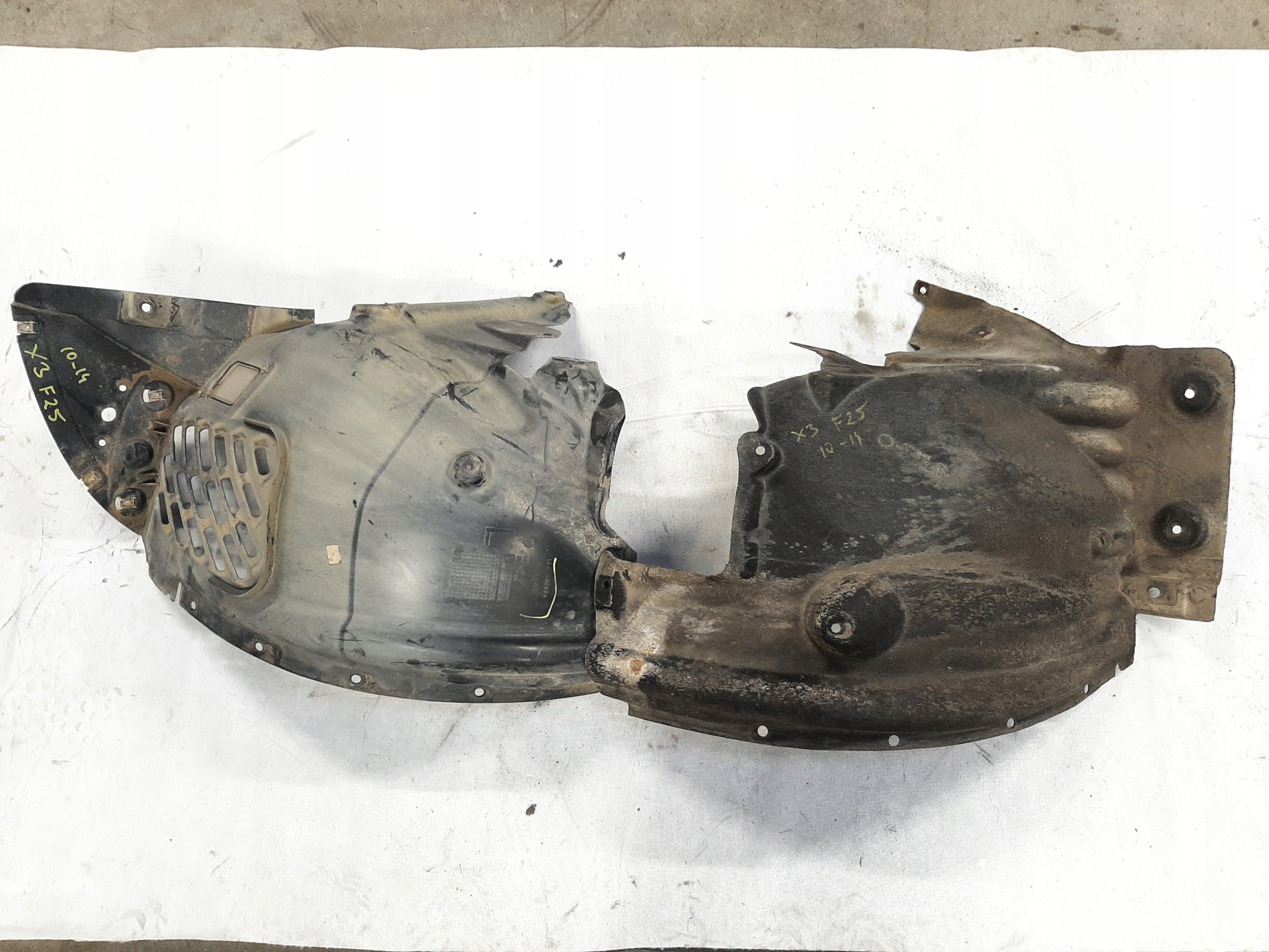BMW X3 F25 2.0i 10-14r OSŁONA PRZECIWBŁOTNA NADKOLE LEWY PRZÓD 7213641