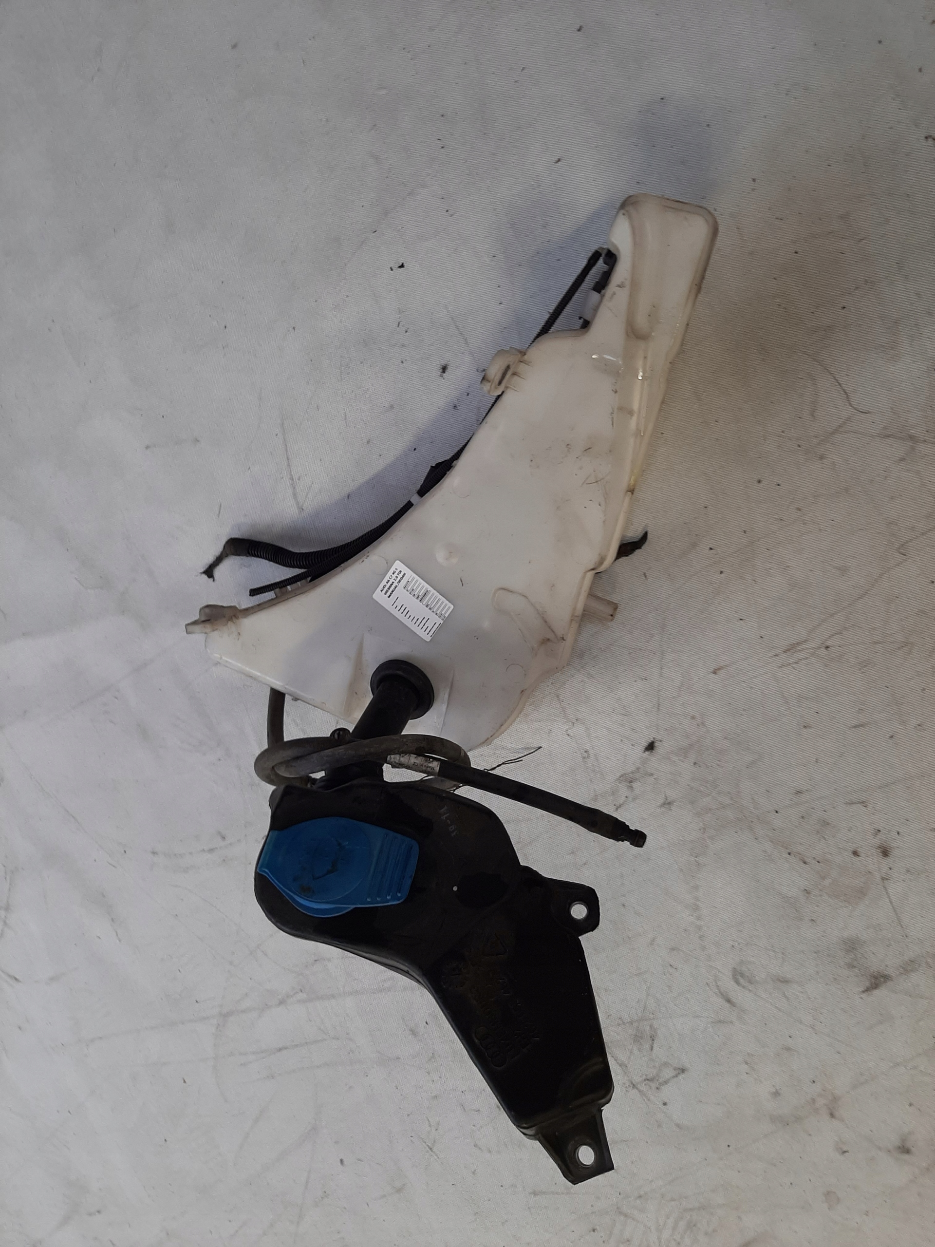 AUDI A6 C7 11-14 ZBIORNICZEK PŁYNU DO SPRYSKIWACZY 4G2955462 4G8955451D