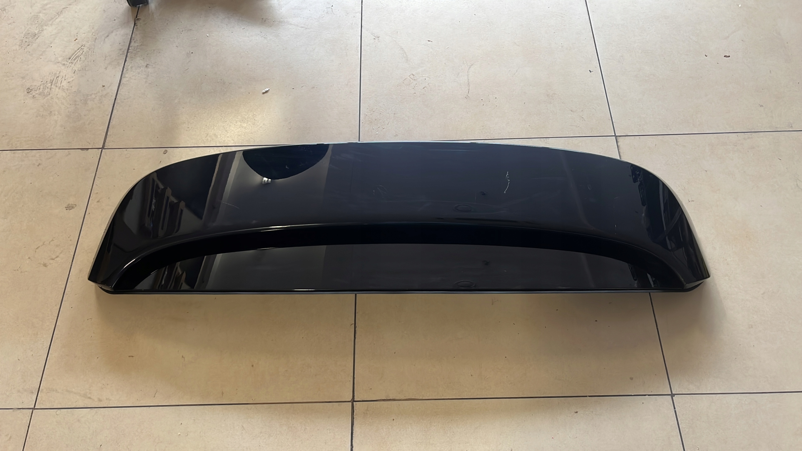 Porsche Cayenne Coupe Spoiler Lotka górna klapy 9Y3860939B