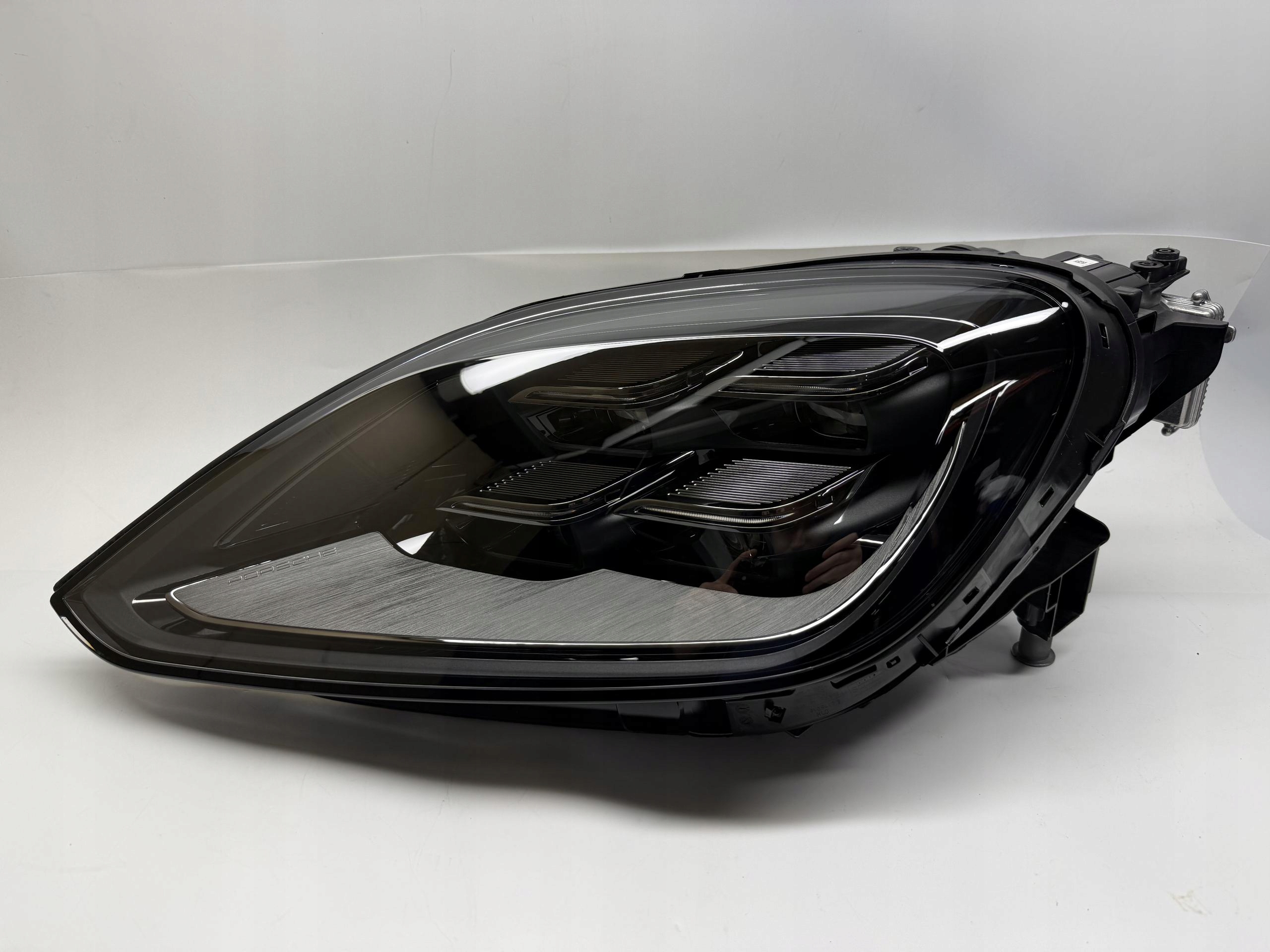 PORSCHE CAYENNE E3 LIFT REFLEKTOR LAMPA LEWY PRZÓD LASER 9Y0941085T