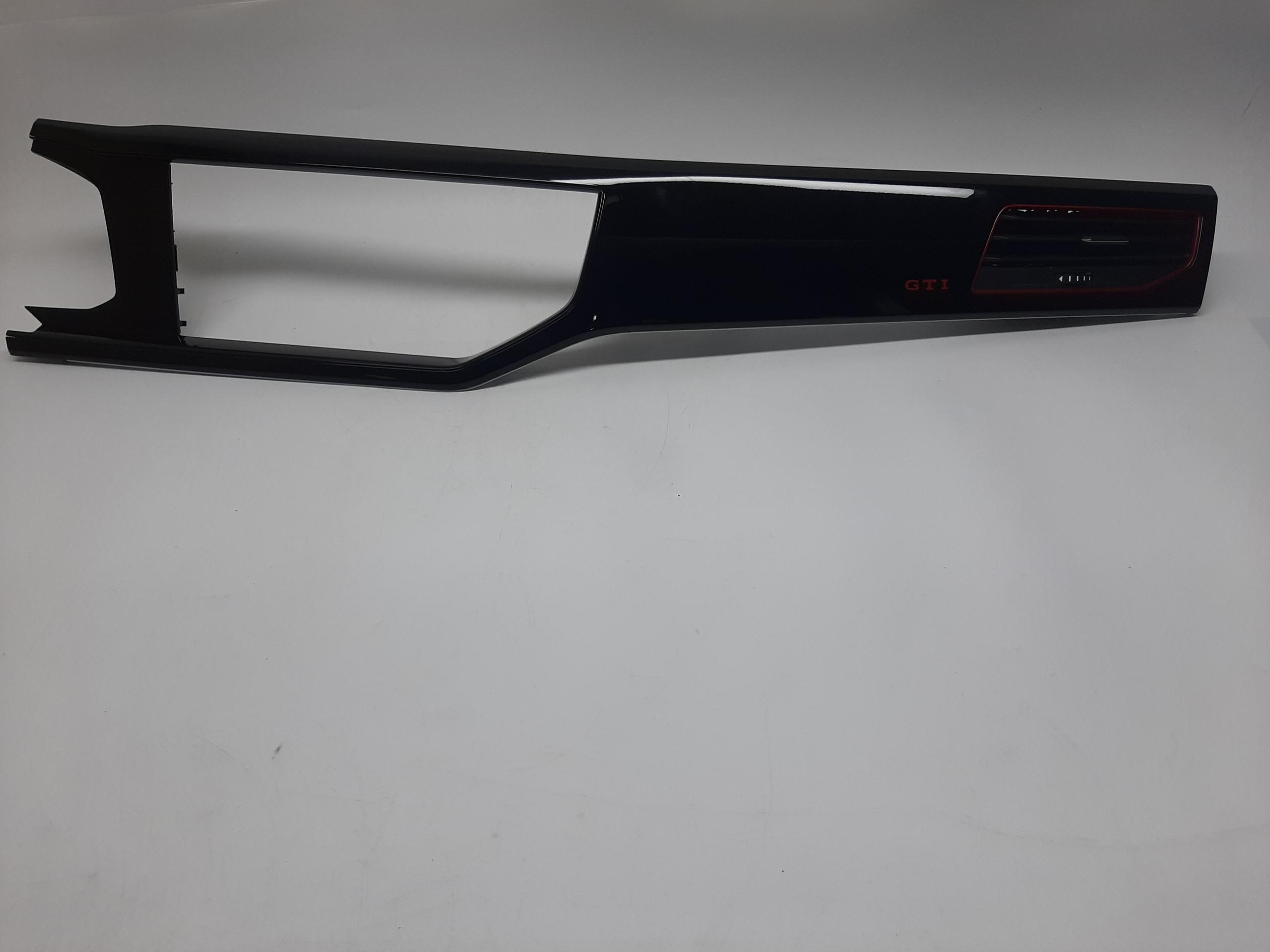 VW VOLKSWAGEN POLO VI GTI 2G LISTWA DEKOR DESKI ROZDZIELCZEJ 2G1858418