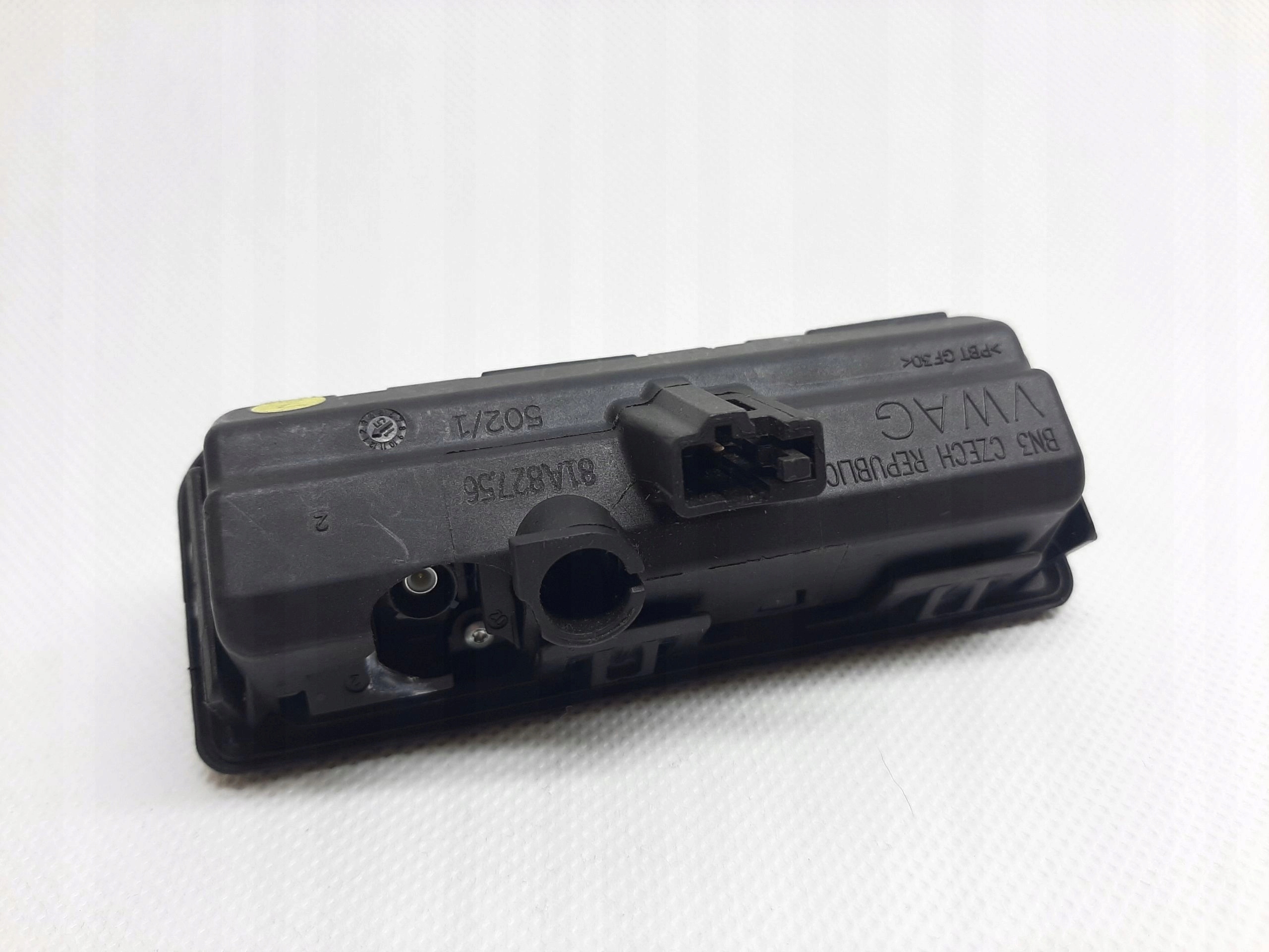 AUDI Q2 81A827566 KAMERA COFANIA KLAMKA KLAPY