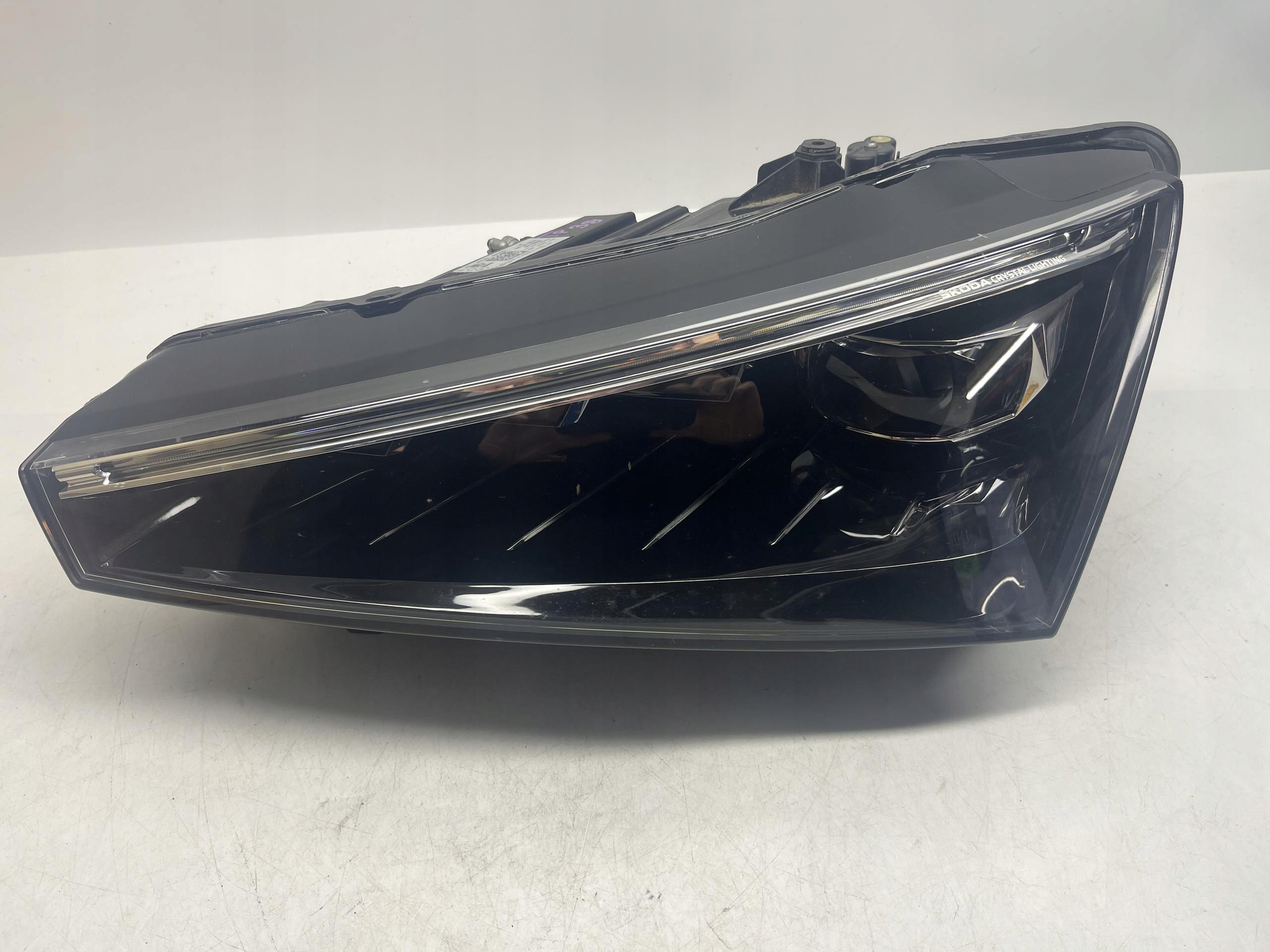 SKODA Scala Reflektor Lampa Przód Lewy LED 657941015A