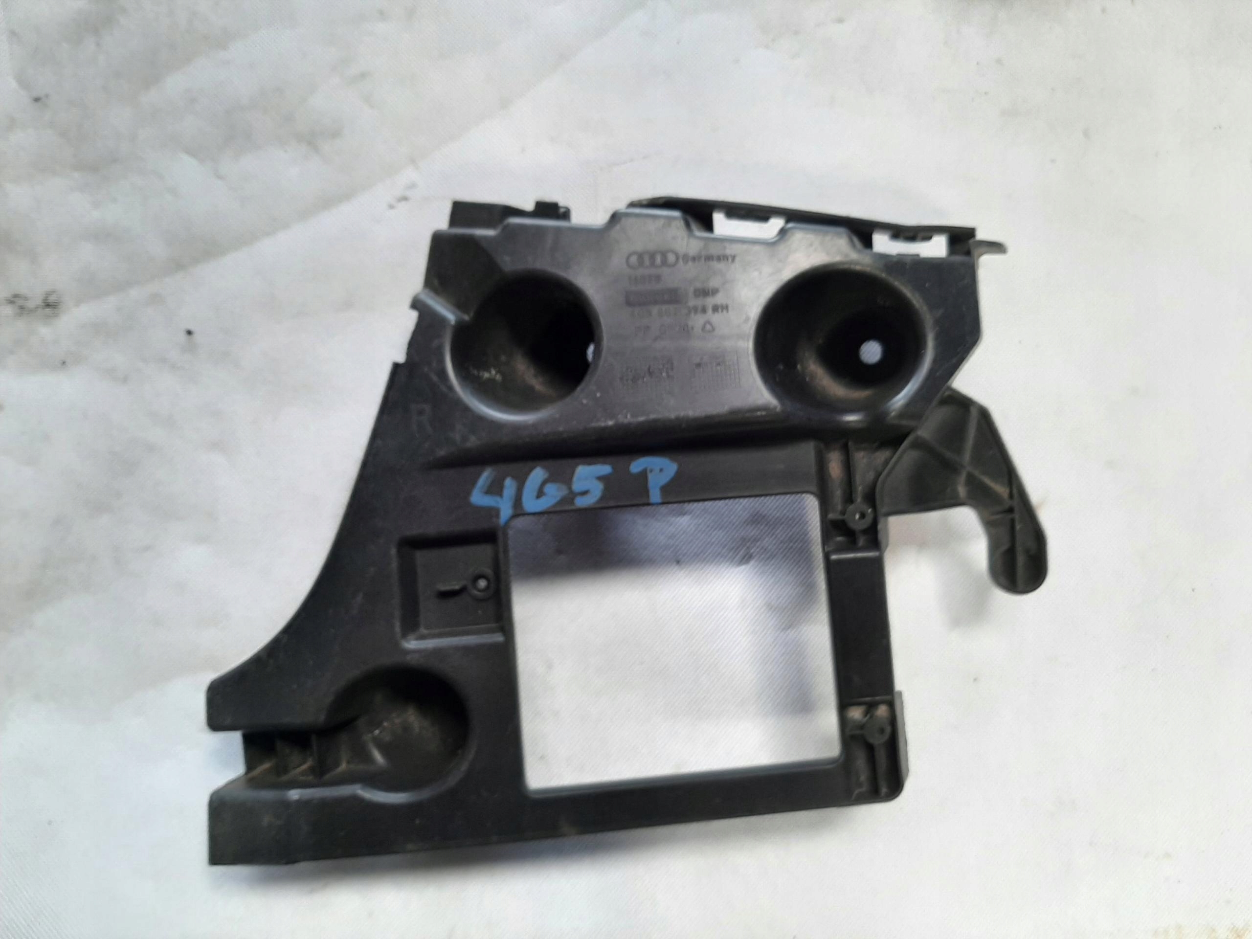 AUDI A6 C7 S6 C7 SEDAN ŚLIZG MOCOWANIE ZDERZAKA PRAWY TYŁ 4G5807394