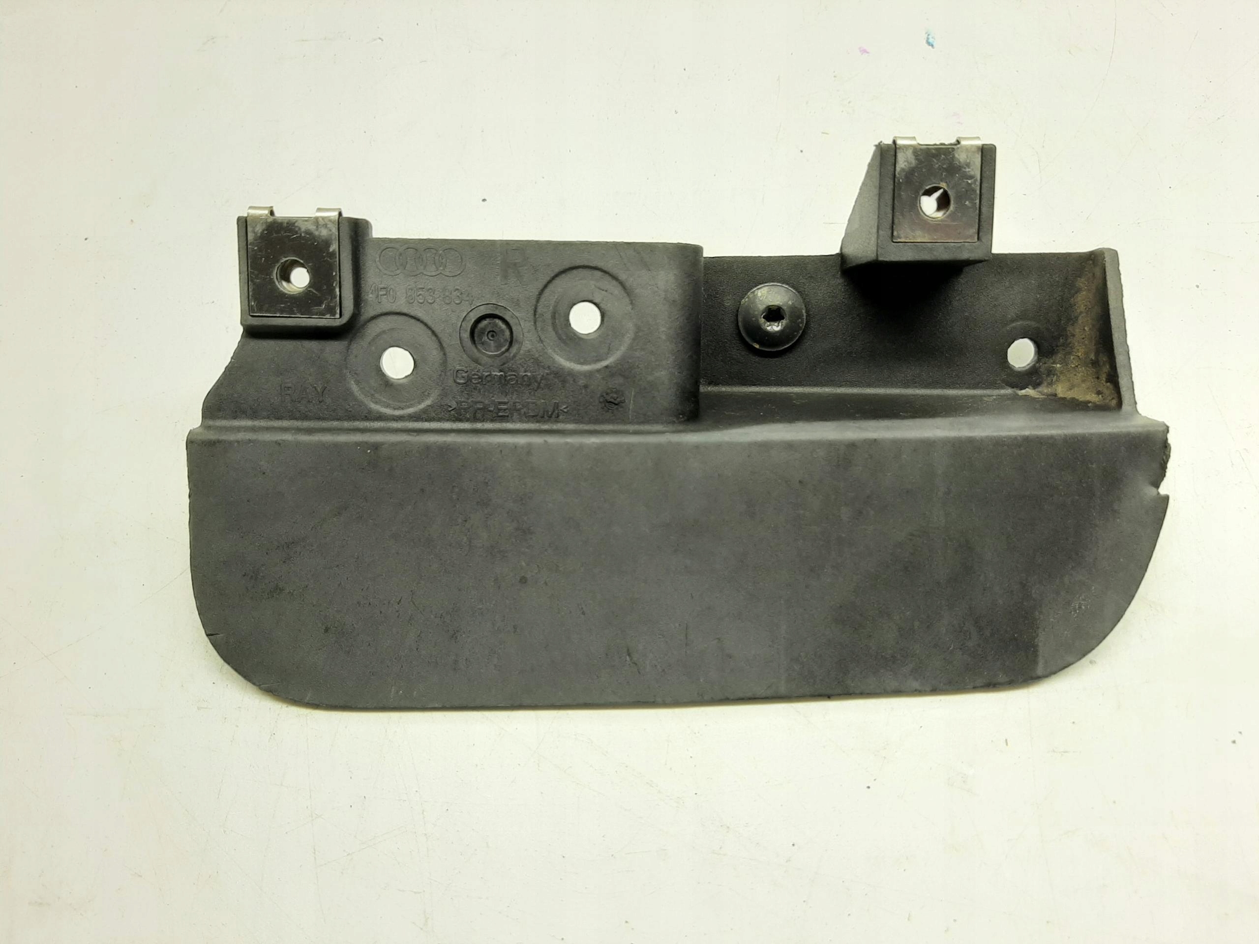 AUDI A6 C6 SEDAN AVANT CHLAPACZ BŁOTNIK OSŁONA DOKŁADKA PRAWY TYŁ 4F0853834