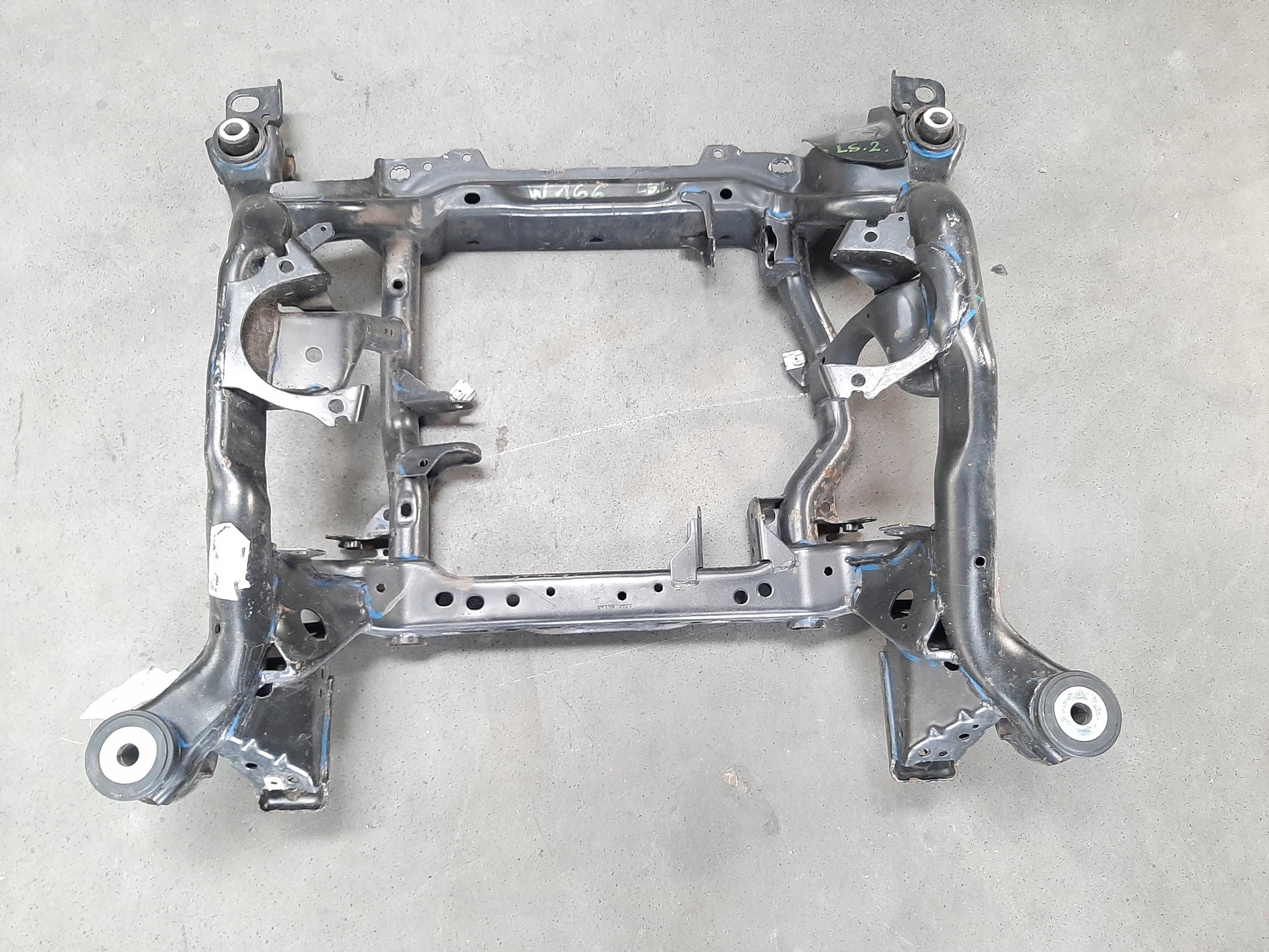 MERCEDES-BENZ ML GLE W166 SANKI WÓZEK KOŁYSKA PRZÓD PRZEDNIA A1663302100