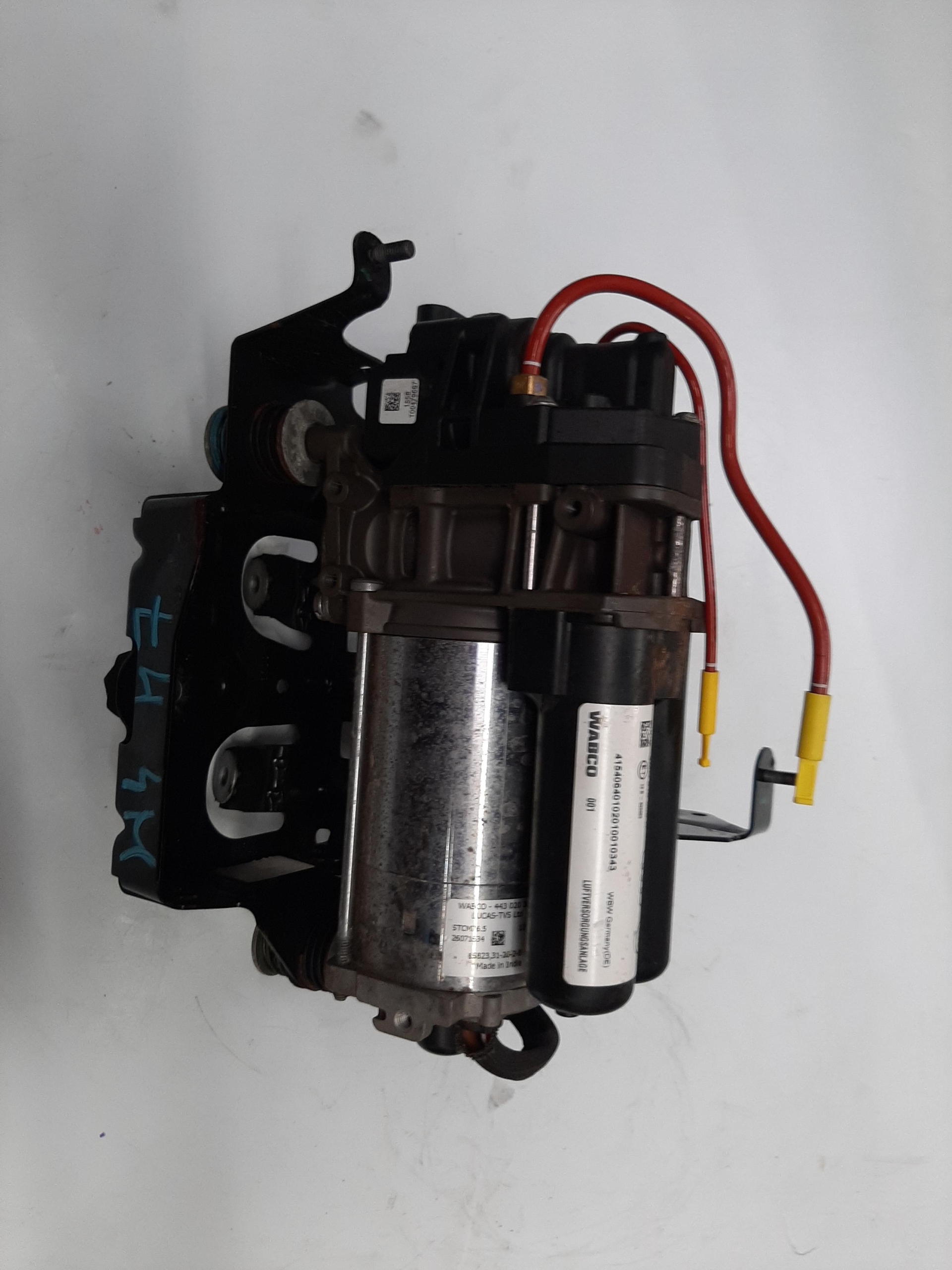 AUDI Q7 4M KOMPRESOR ZAWIESZENIA 4M0616005H