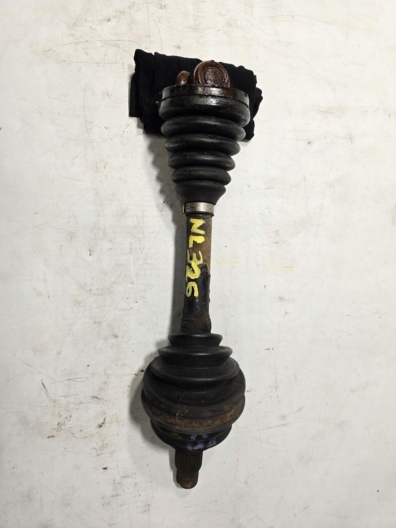 BMW X5 E53 3.0 D PÓŁOŚ LEWY PRZÓD PRZEDNIA PÓŁOŚ LEWY PRZÓD PRZEDNIA E53