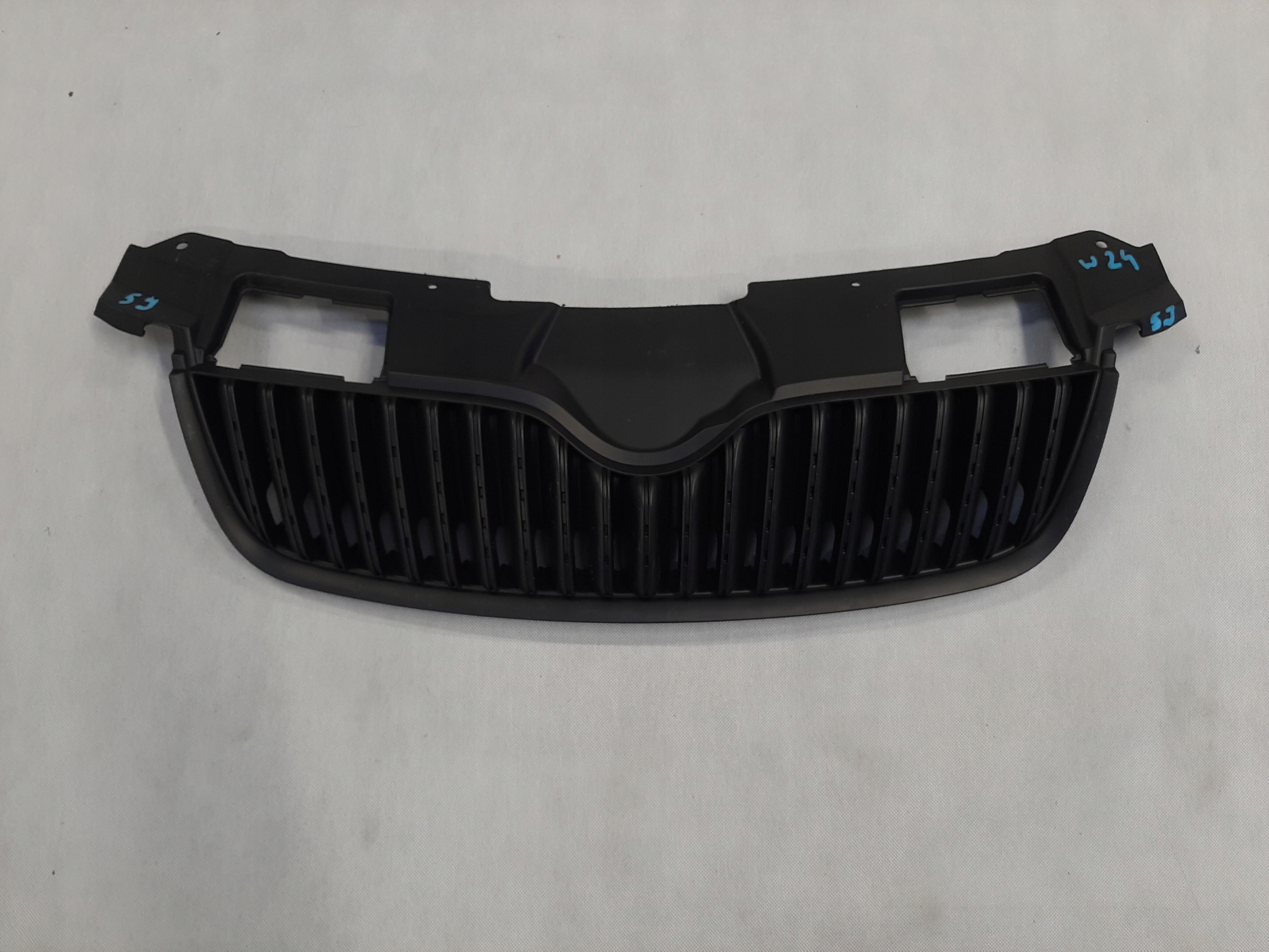SKODA FABIA II ATRAPA CHŁODNICY GRILL ZDERZAKA PRZÓD 5J0853668