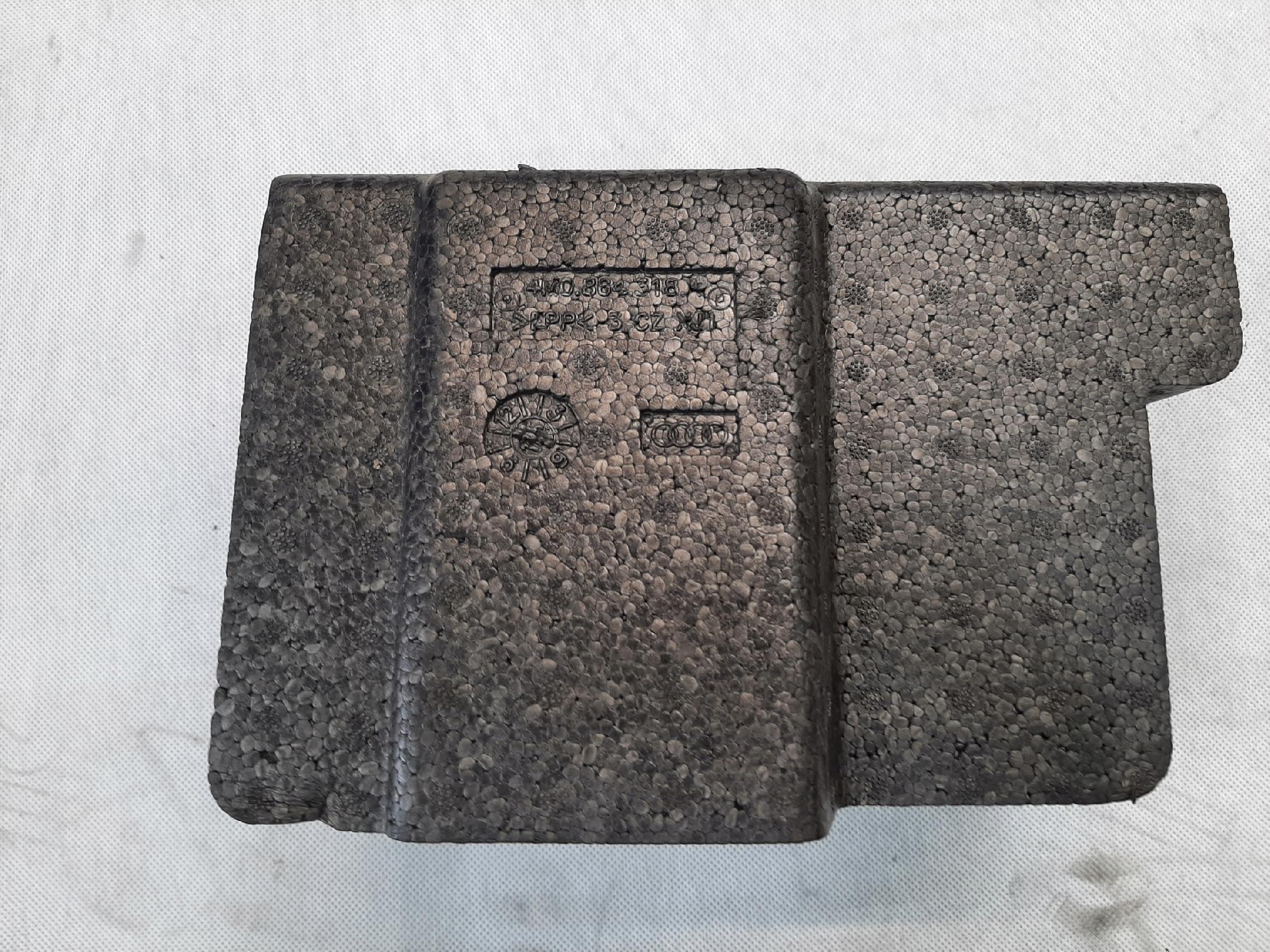 AUDI Q7 4M STYROPIAN PIANKA WYPEŁNIENIE BAGAŻNIKA 4M0864318A
